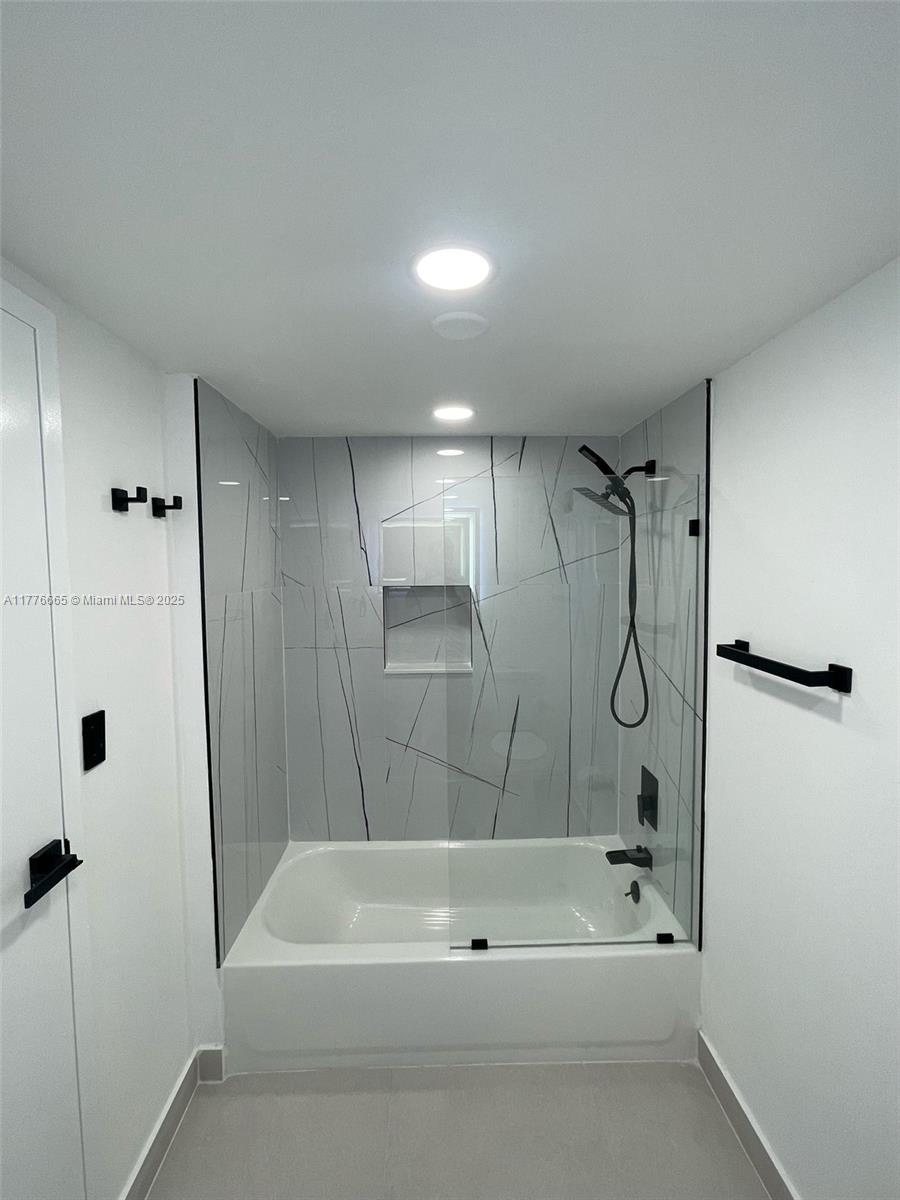 17011 N Bay Rd #307, Sunny Isles Beach, Florida image 11