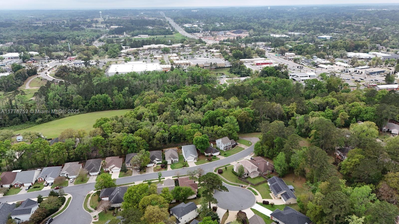 Alexis Ct, Tallahassee, Florida image 17