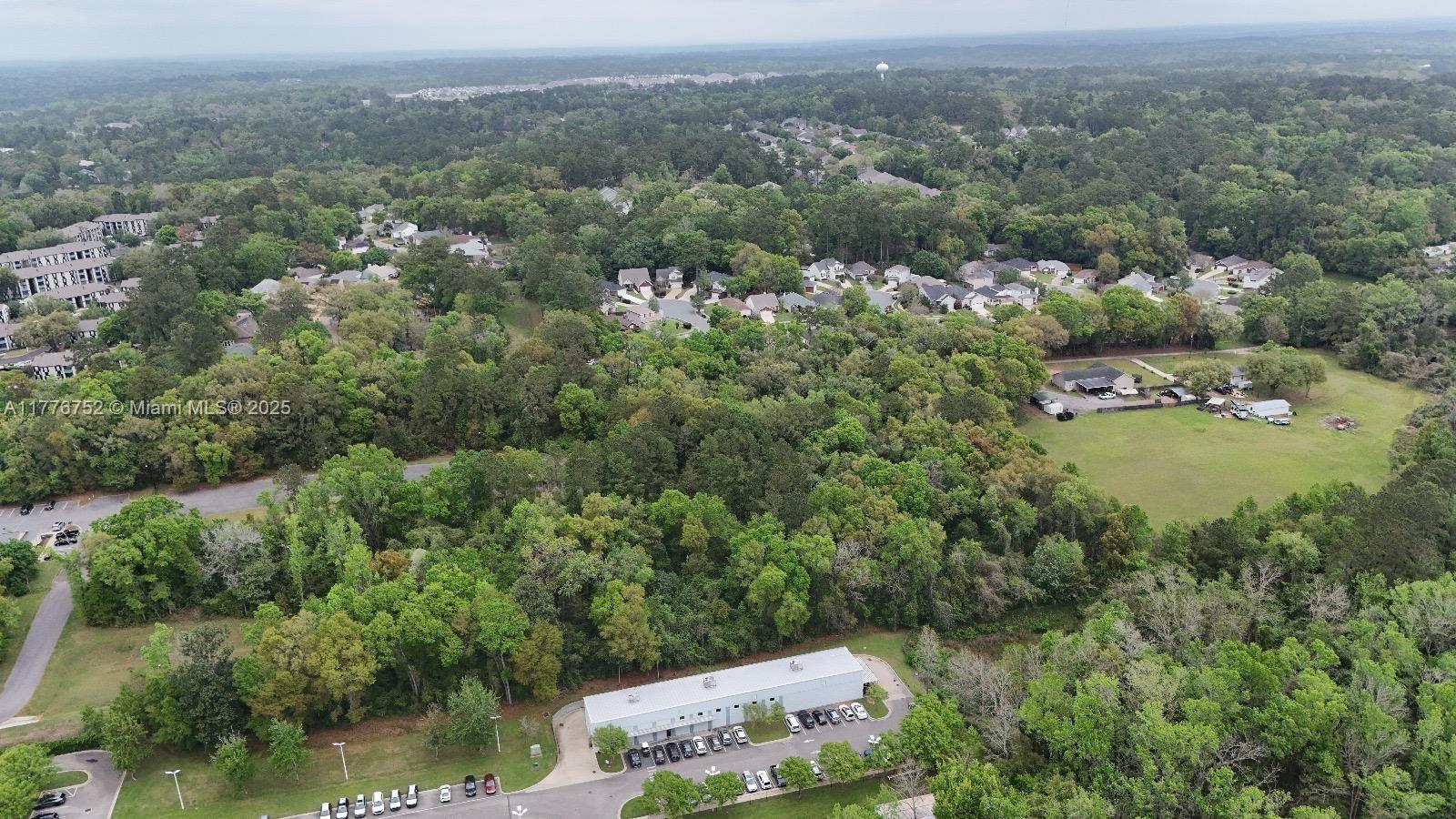 Alexis Ct, Tallahassee, Florida image 9