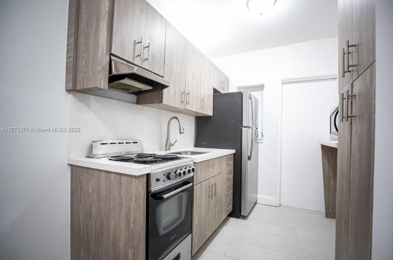 Property photo # 9