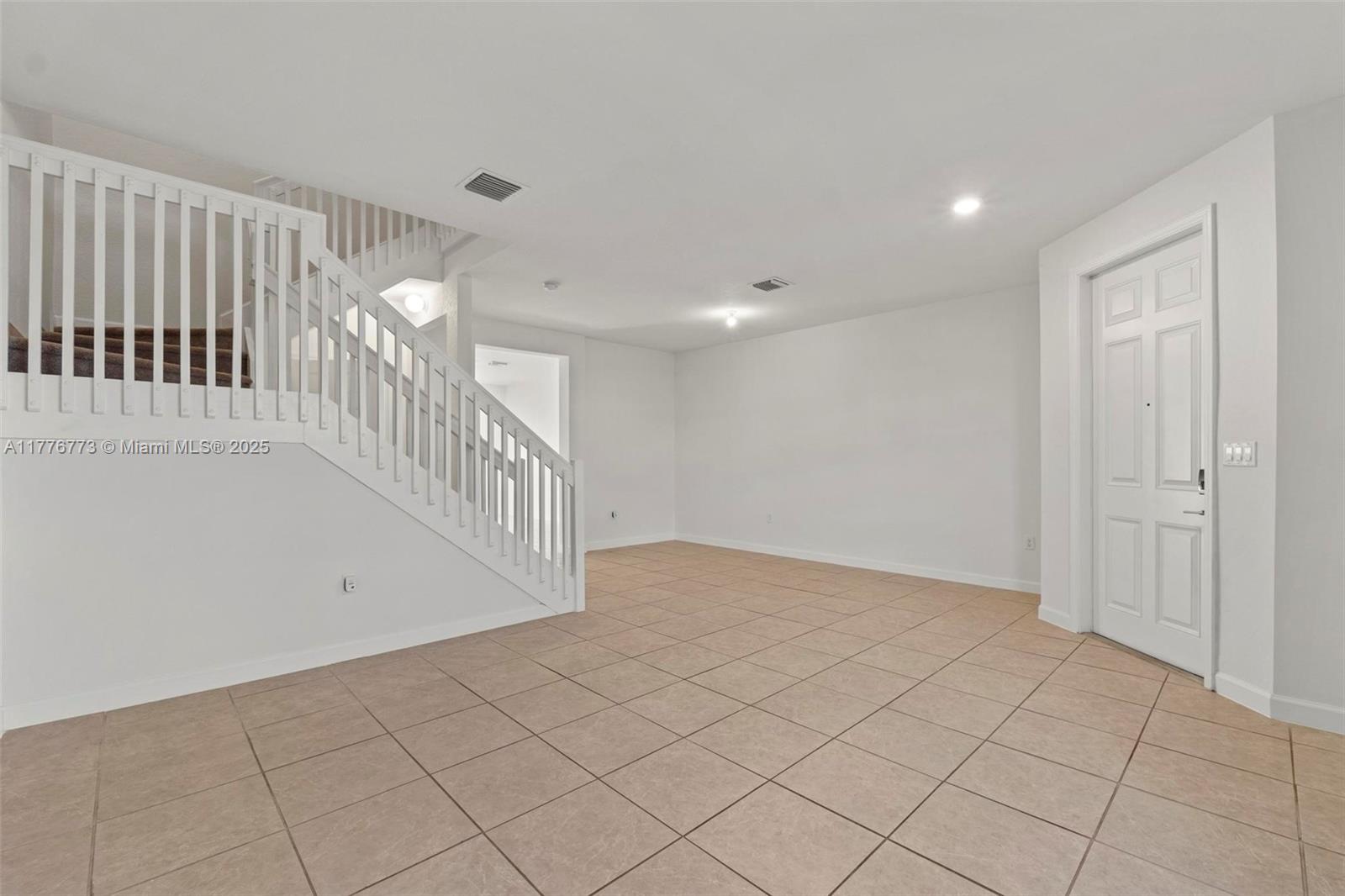 10861 W 32nd Ln #10861, Hialeah, Florida image 3