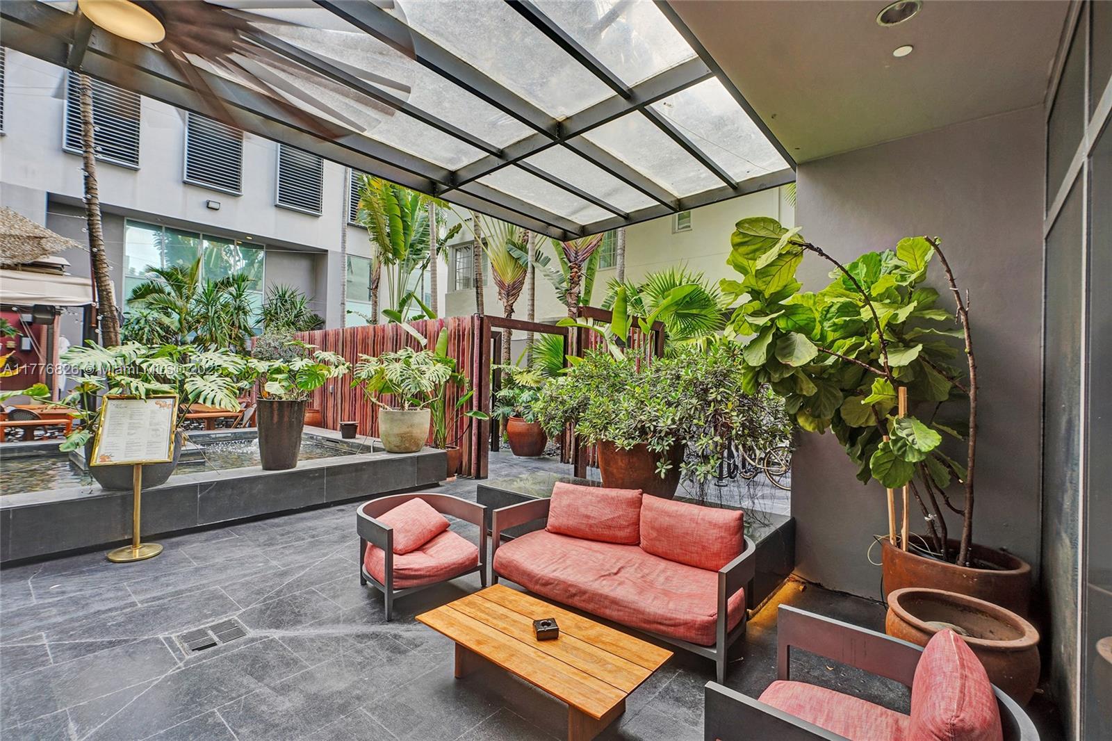 220 21st St #405, Miami Beach, Florida image 6