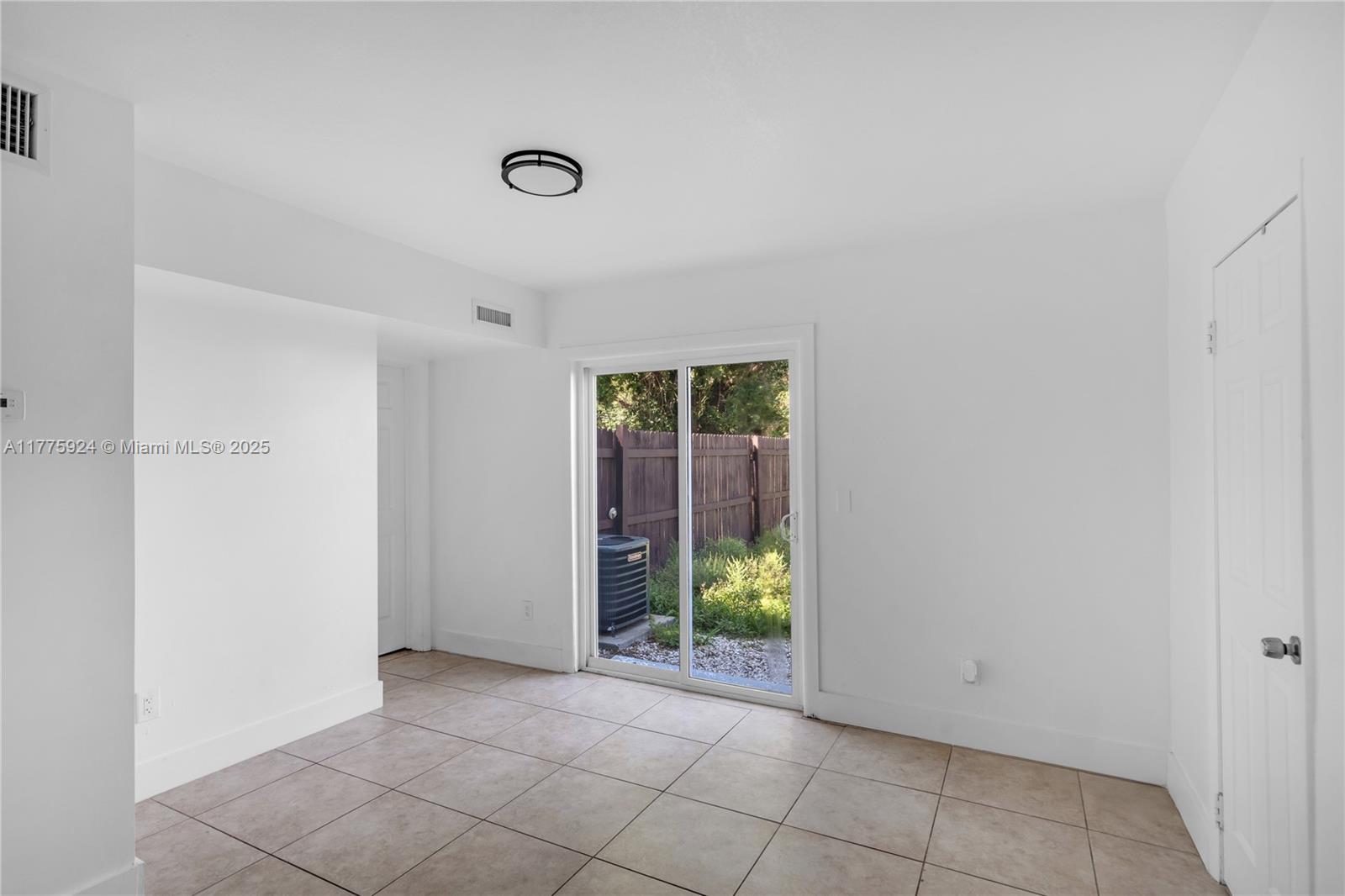 4111 SW 33rd St, West Park, Florida image 20