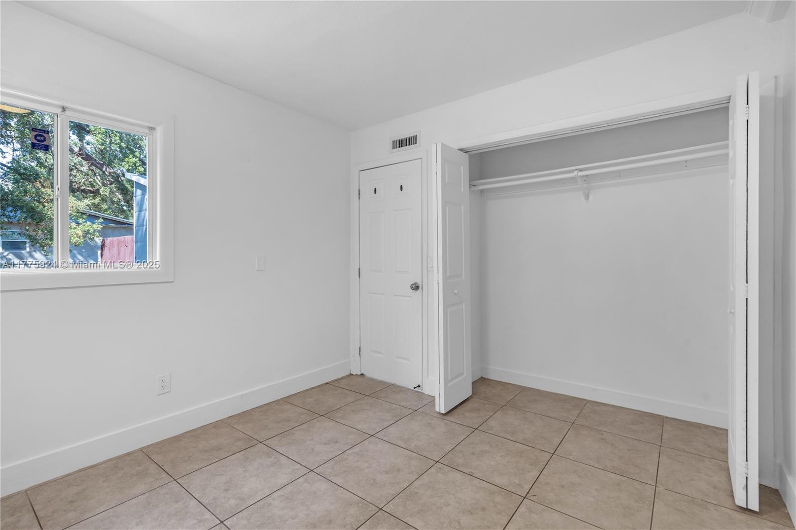 4111 SW 33rd St, West Park, Florida image 21