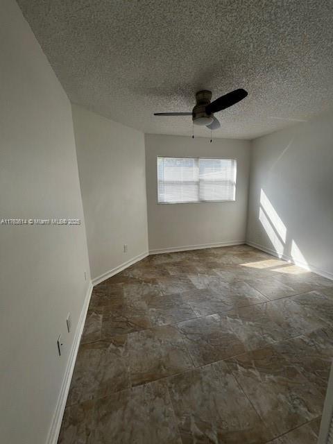 Residential, Palm Harbor, Florida image 21