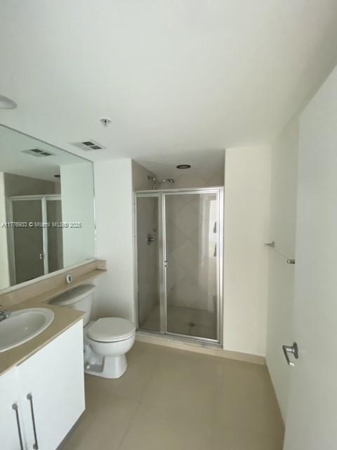 325 S Biscayne Blvd #4215, Miami FL 33131