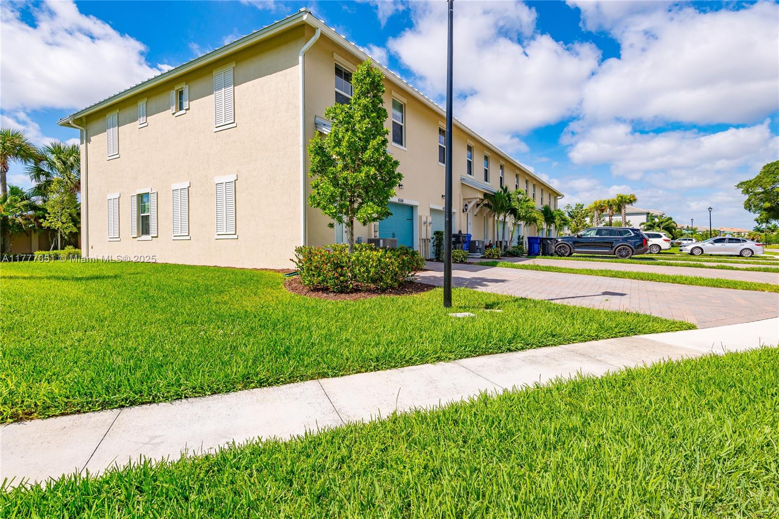 4144 Greenway Dr, Hollywood, Florida image 30