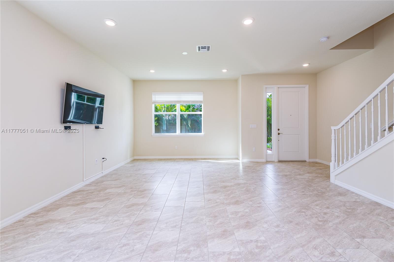 4144 Greenway Dr, Hollywood, Florida image 7