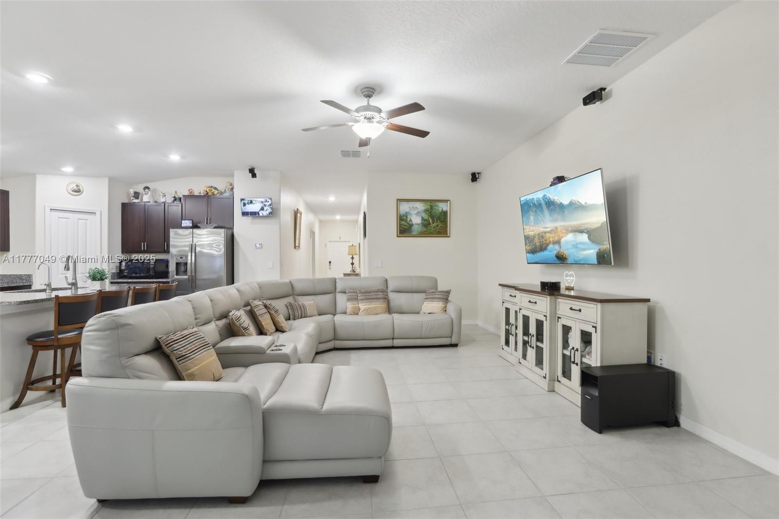 13405 Willow Bluestar Loop, Riverview, Florida image 11