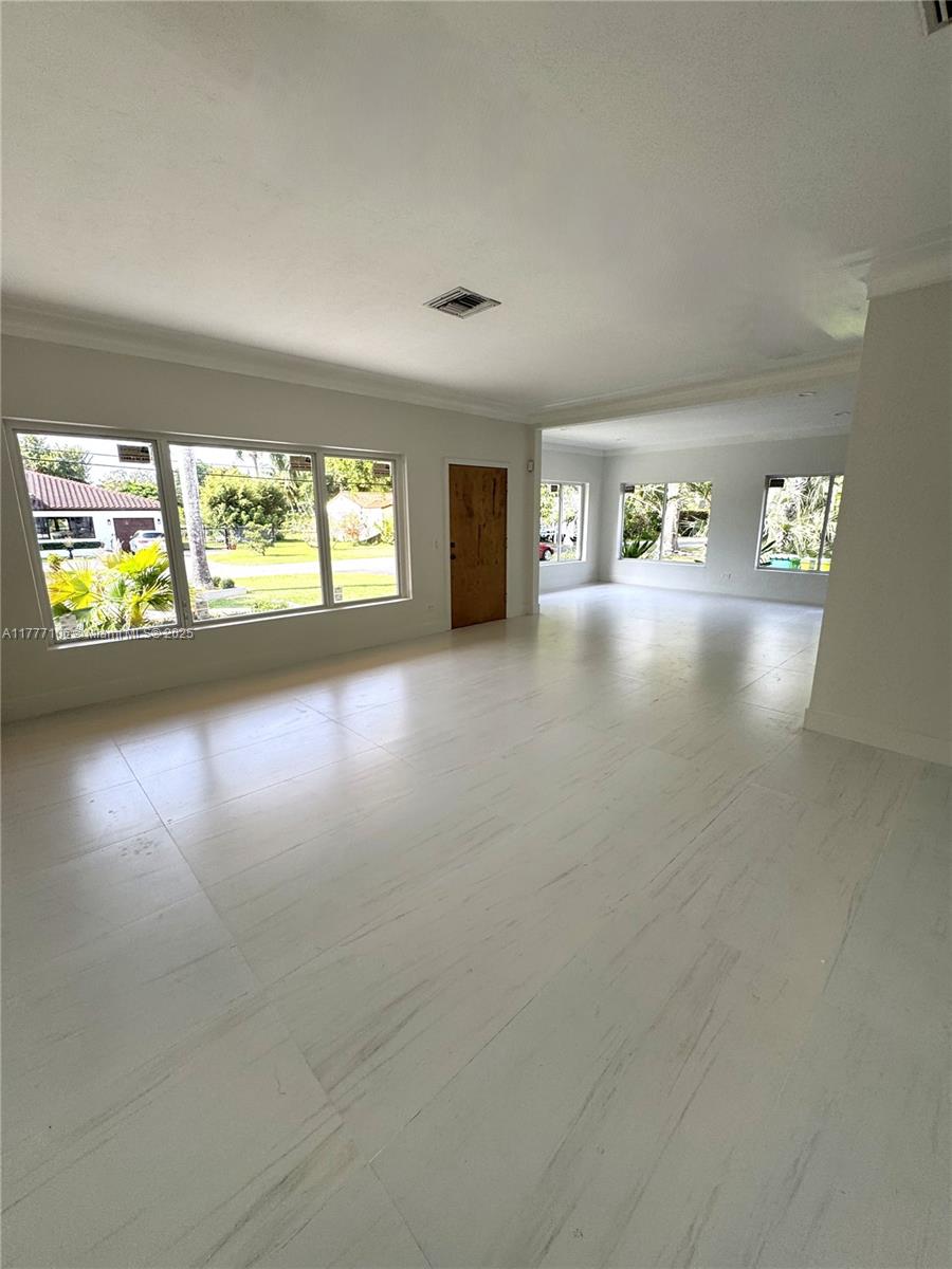 101 NW 86th St, El Portal, Florida image 18
