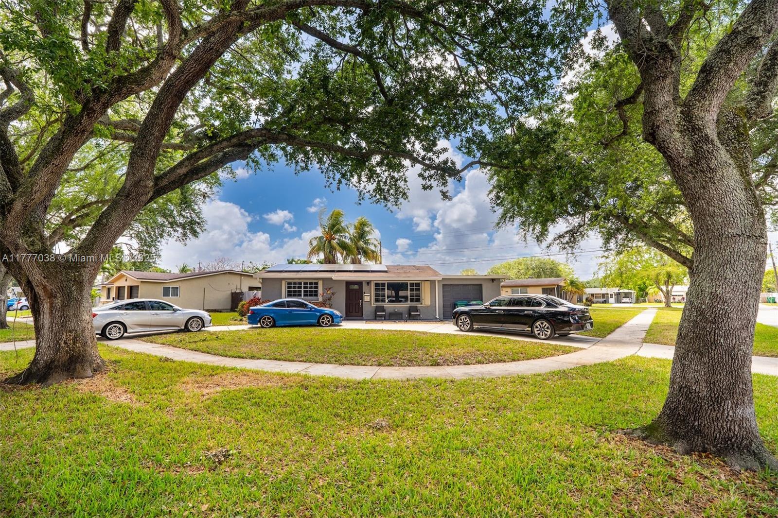 5101 SW 92nd Ter, Cooper City, Florida image 1