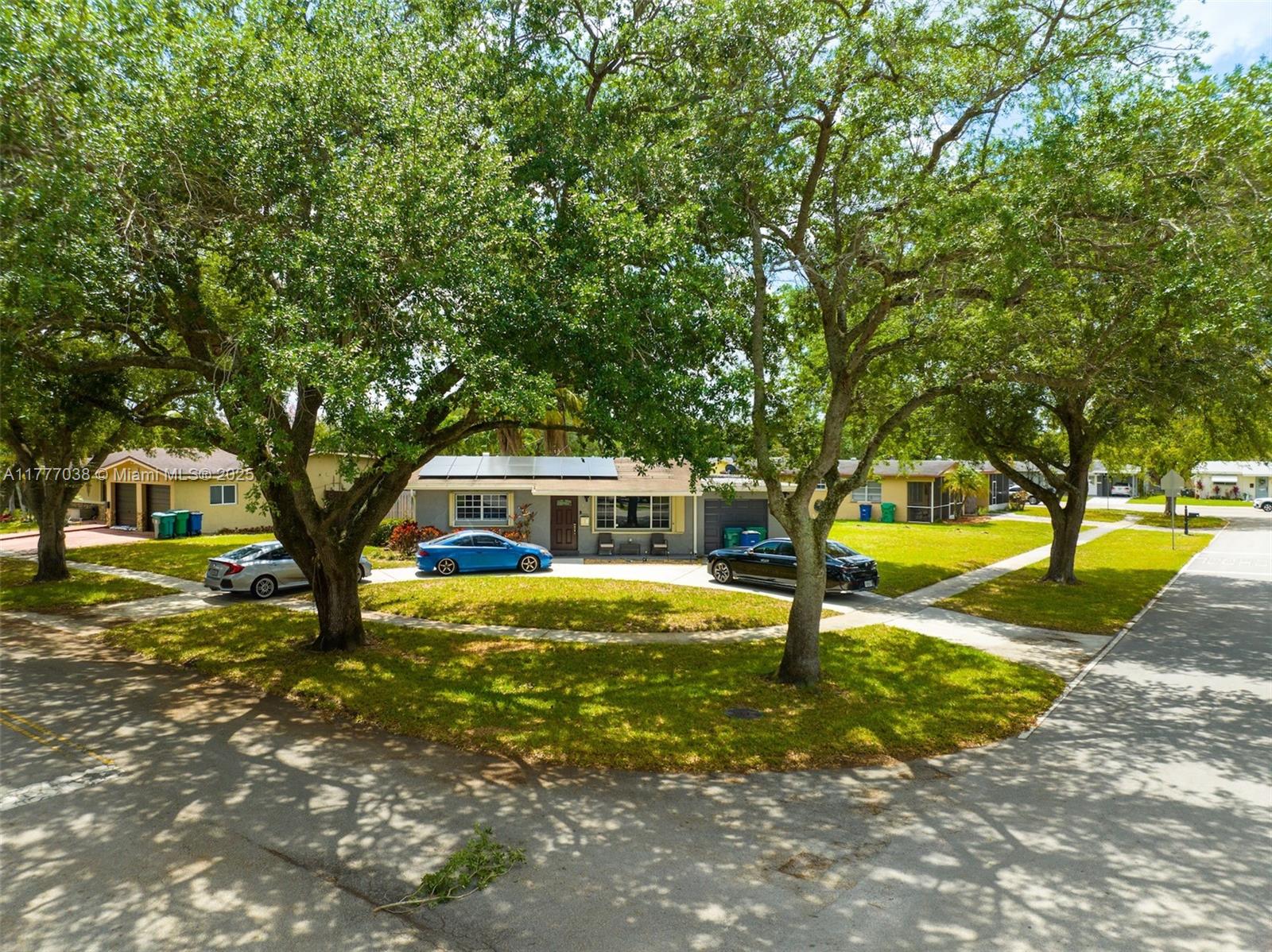 5101 SW 92nd Ter, Cooper City, Florida image 2