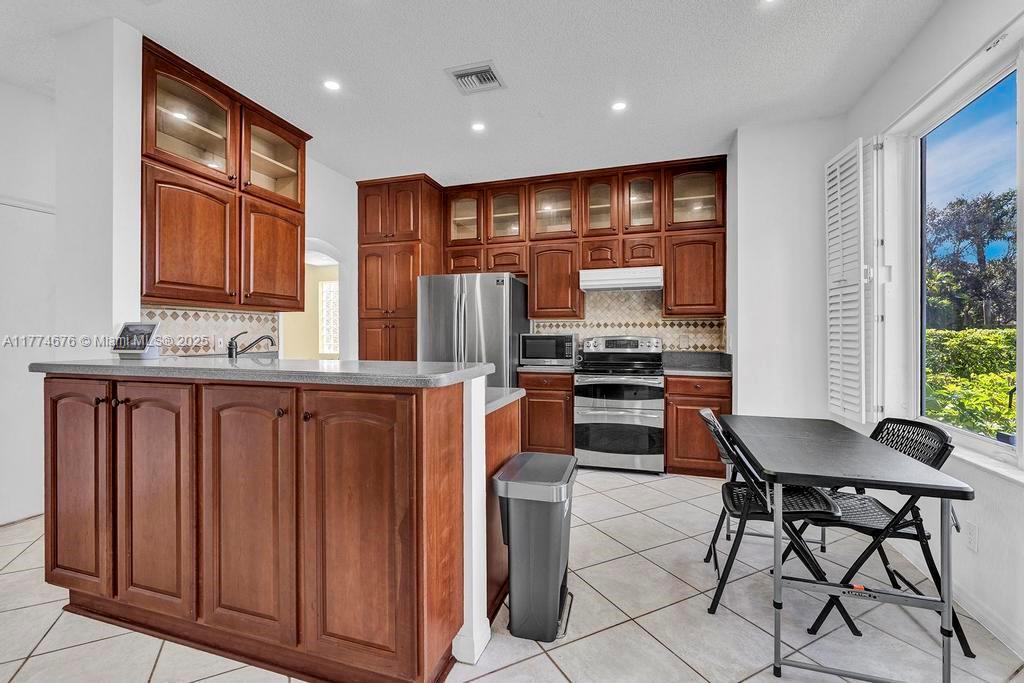 16226 Opal Creek Dr, Weston, Florida image 5