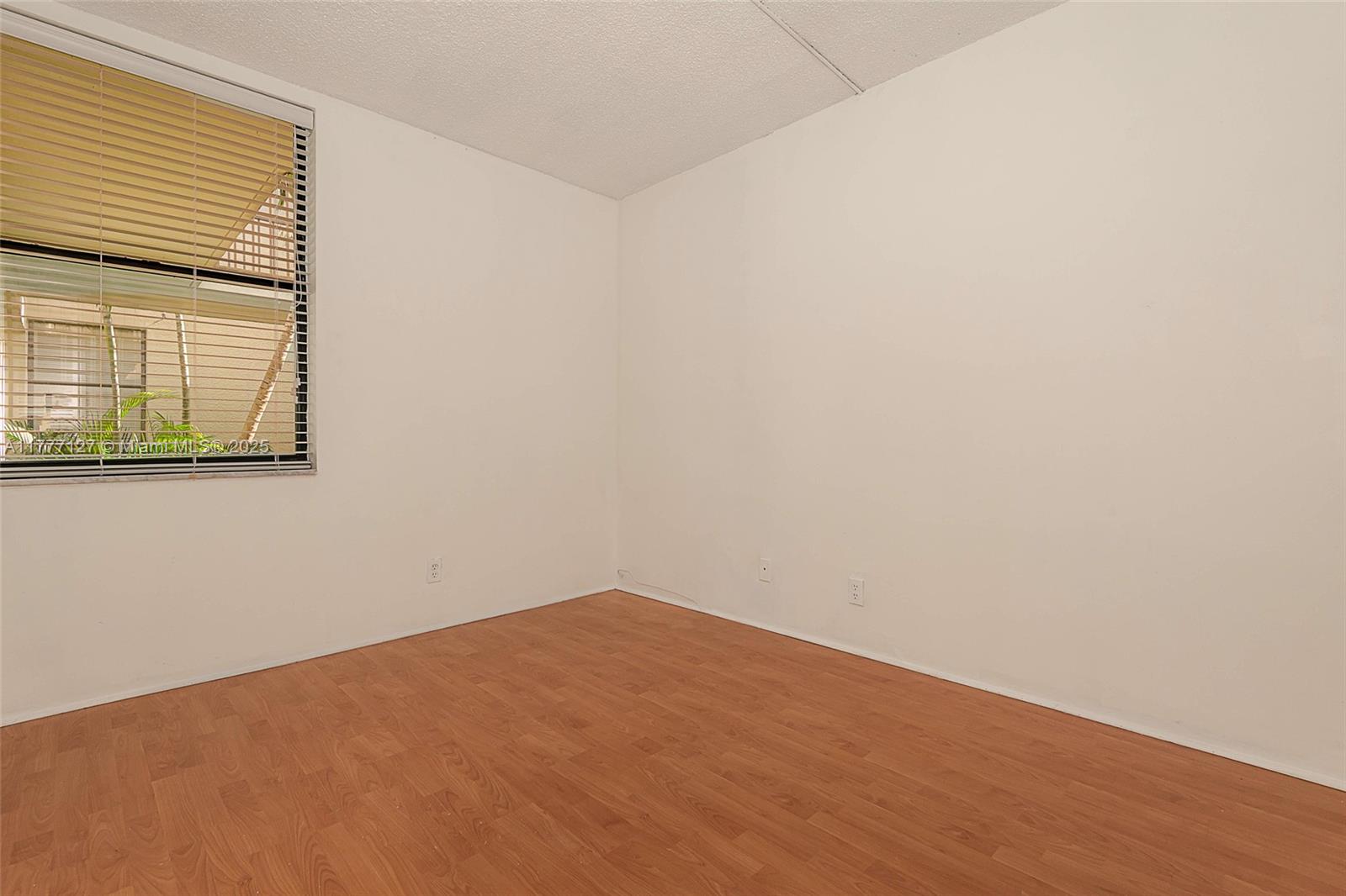 20350 W Country Club Dr #110-4, Aventura, Florida image 48