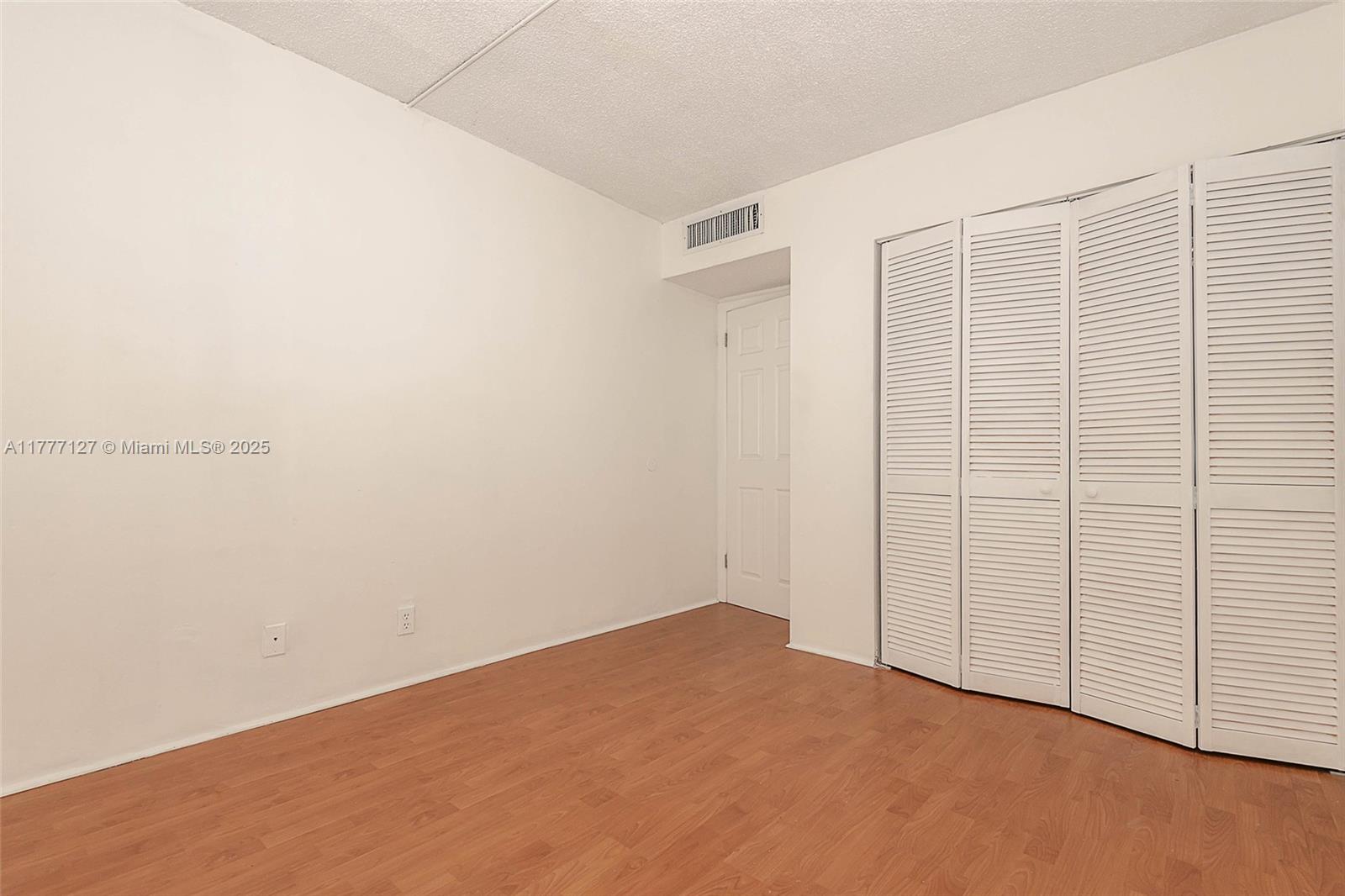20350 W Country Club Dr #110-4, Aventura, Florida image 49