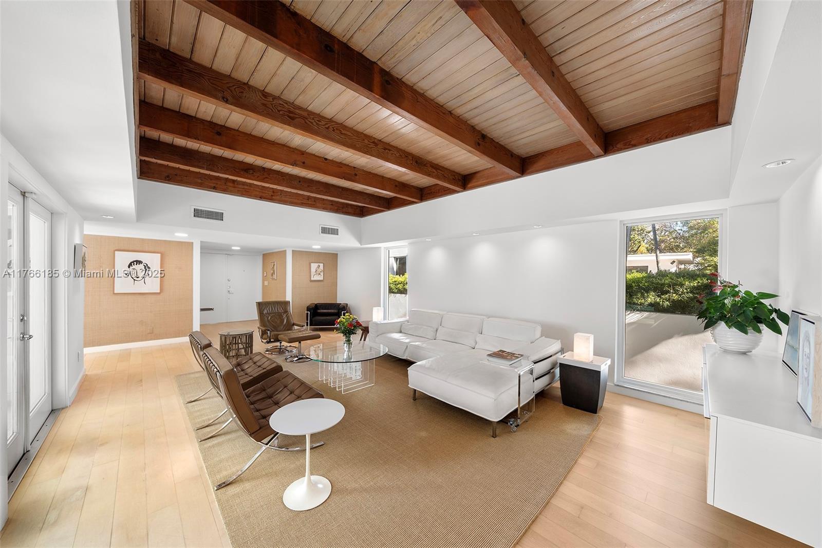5251 La Gorce Dr, Miami Beach, Florida image 9