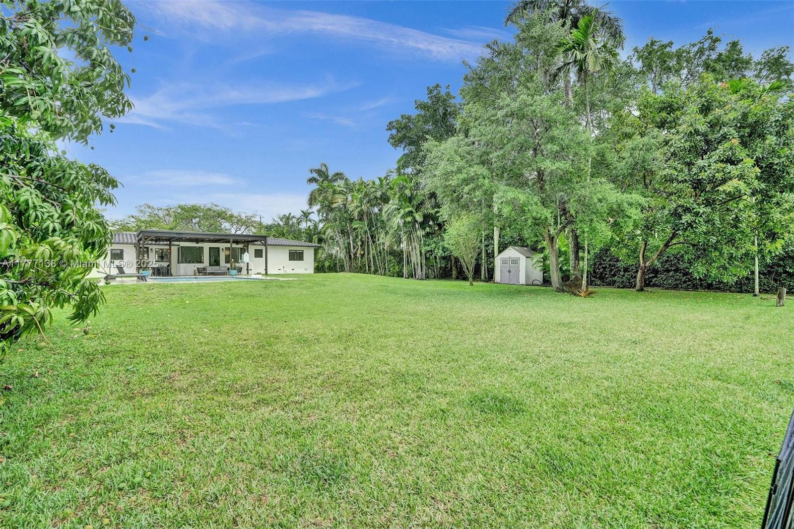 11060 Griffing Blvd, Biscayne Park, Florida image 9