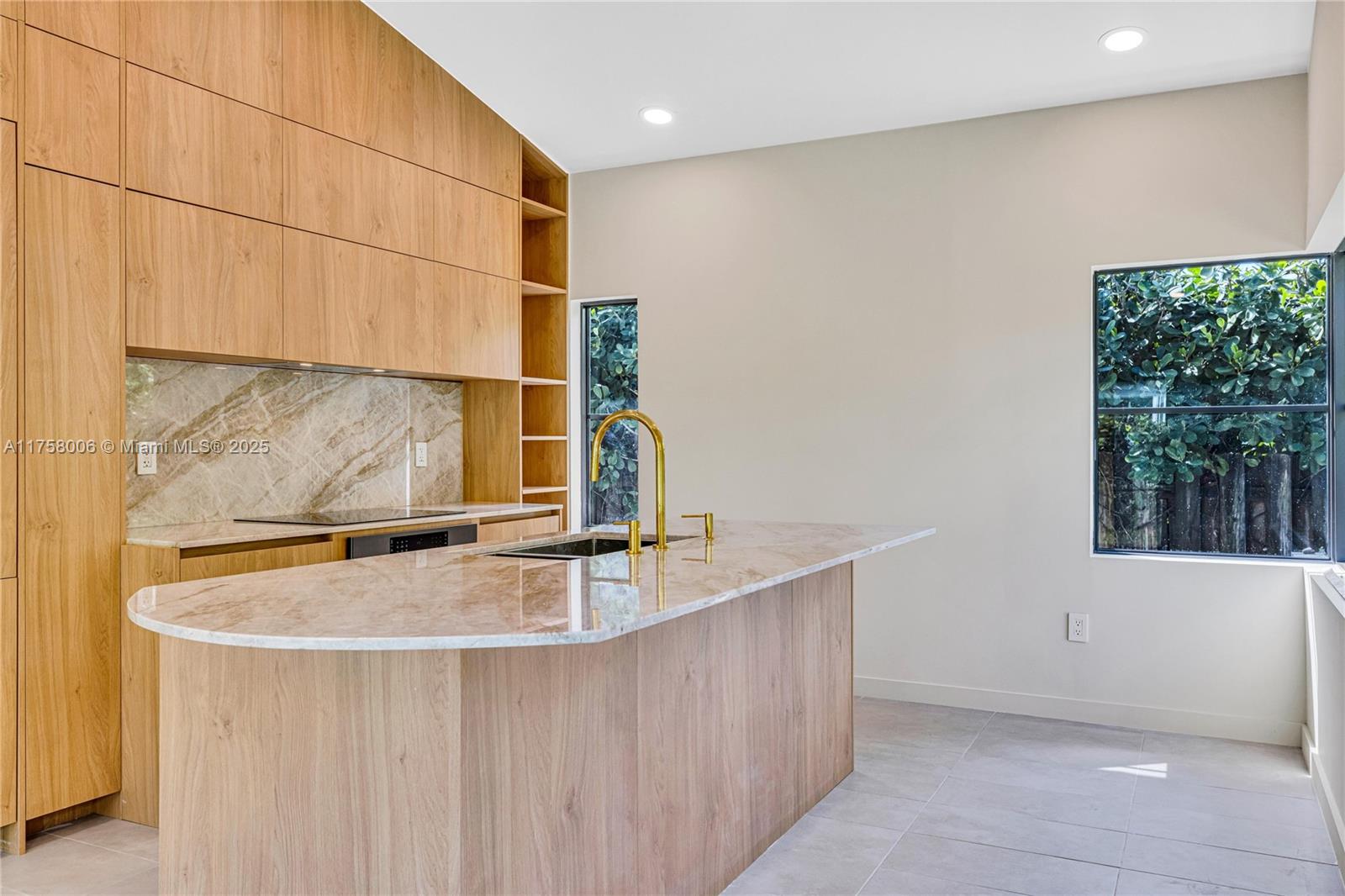 1323 Cleveland Rd, Miami Beach, Florida image 13