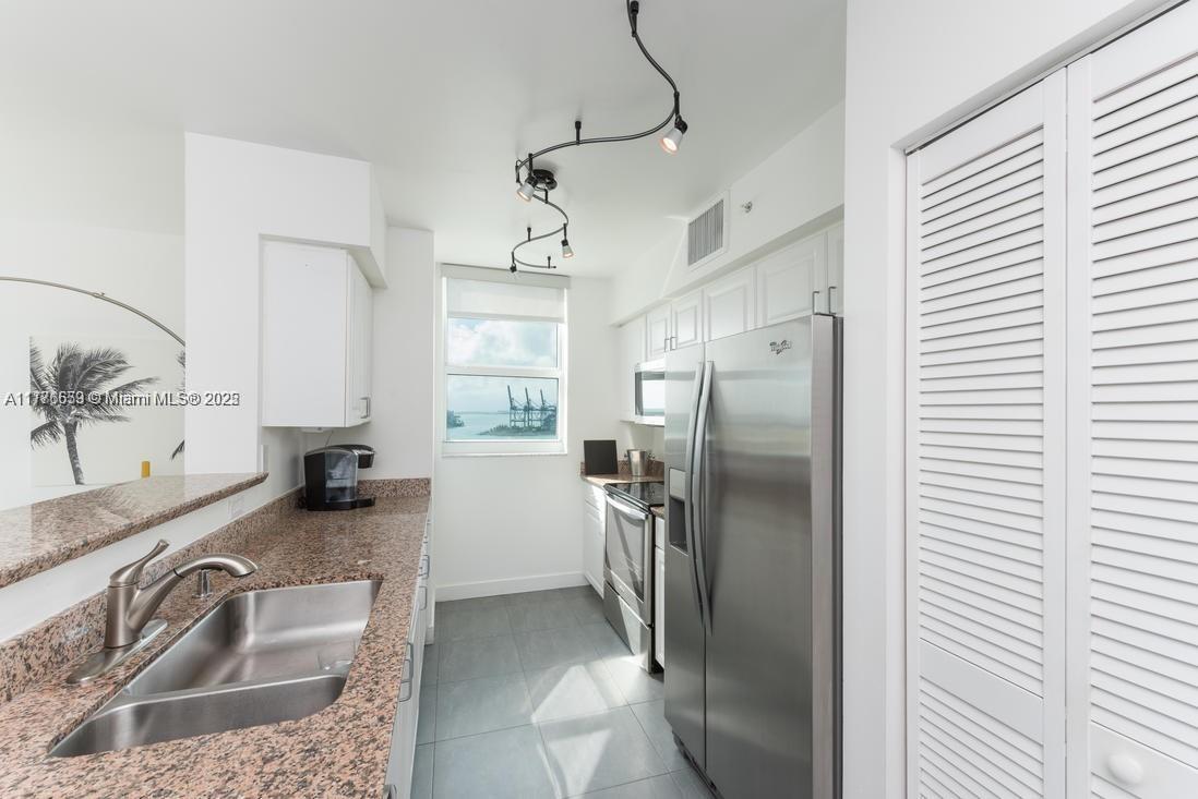 90 Alton Rd #1502, Miami Beach FL 33139