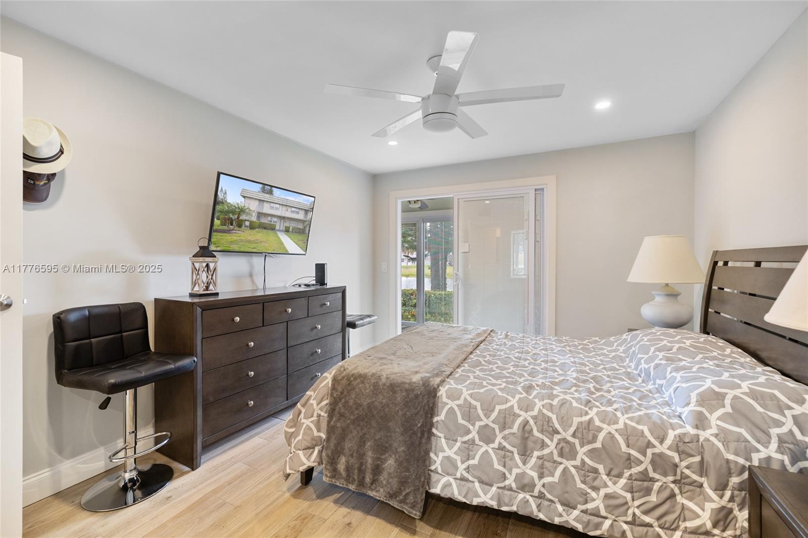 72 Monaco B #72, Delray Beach, Florida image 17
