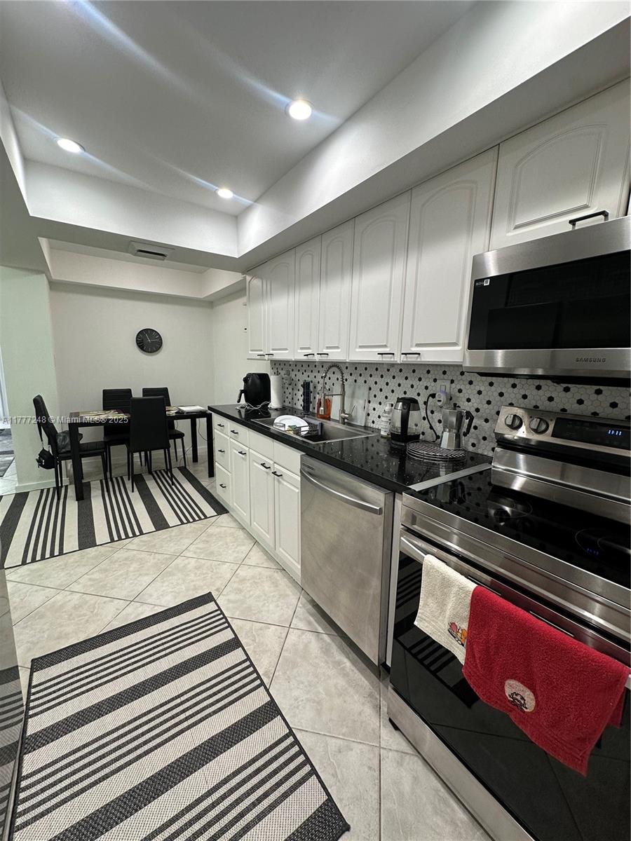 Listing Photo 7