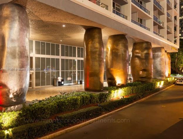 495 Brickell Ave #407, Miami FL 33131