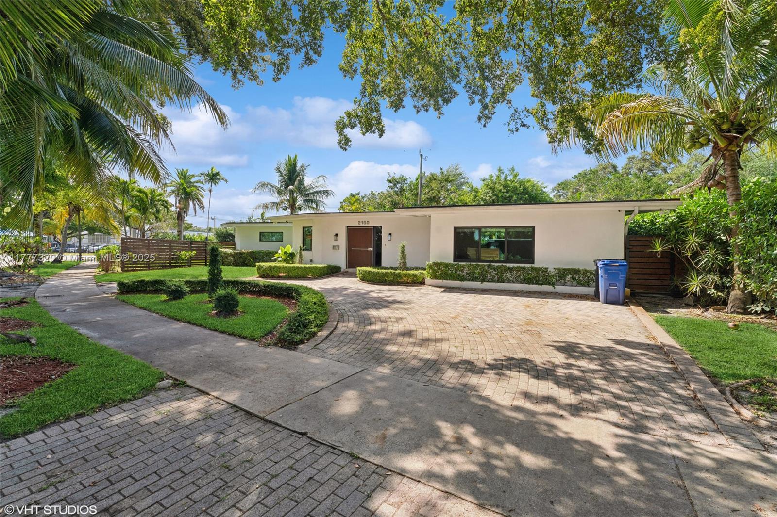 2180 NE 191st Dr, North Miami Beach, Florida image 4