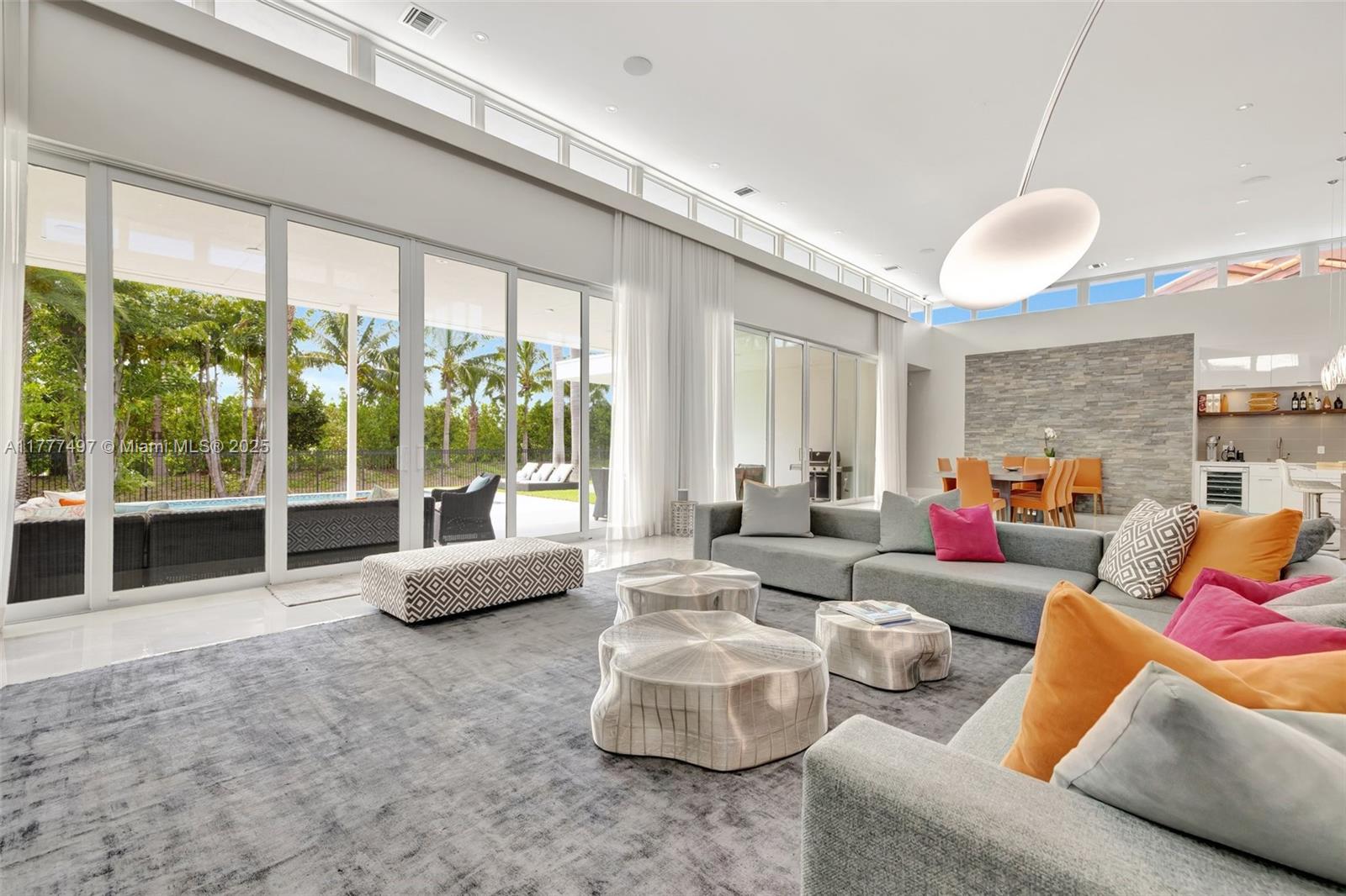 907 Diplomat Pkwy, Hallandale Beach, Florida image 8