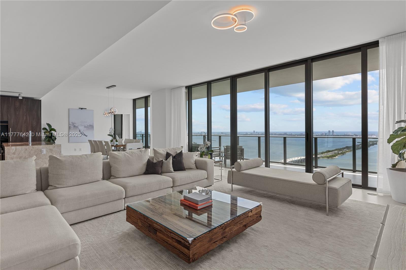 Apartamento en Alquiler en Miami, FL