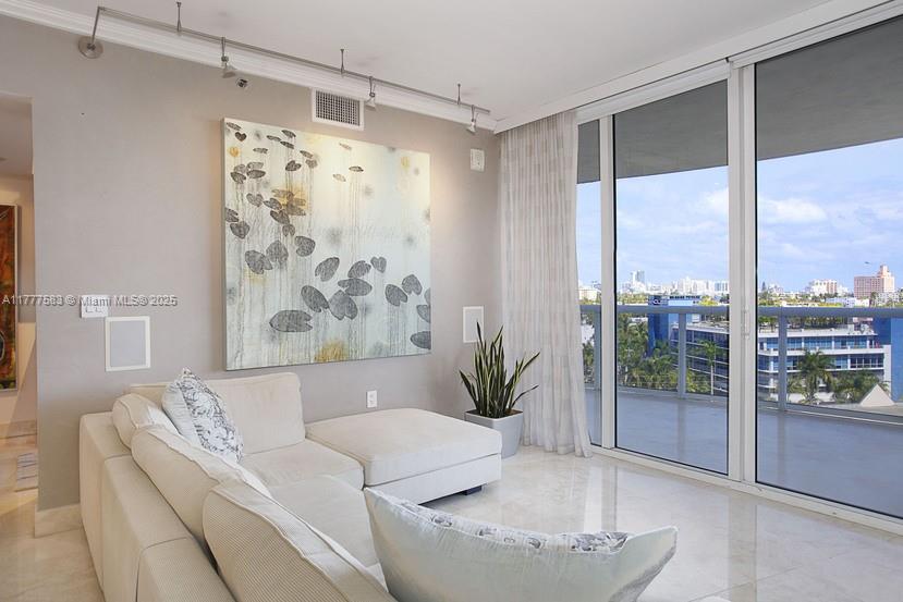400 Alton Rd #811, Miami Beach, Florida image 21