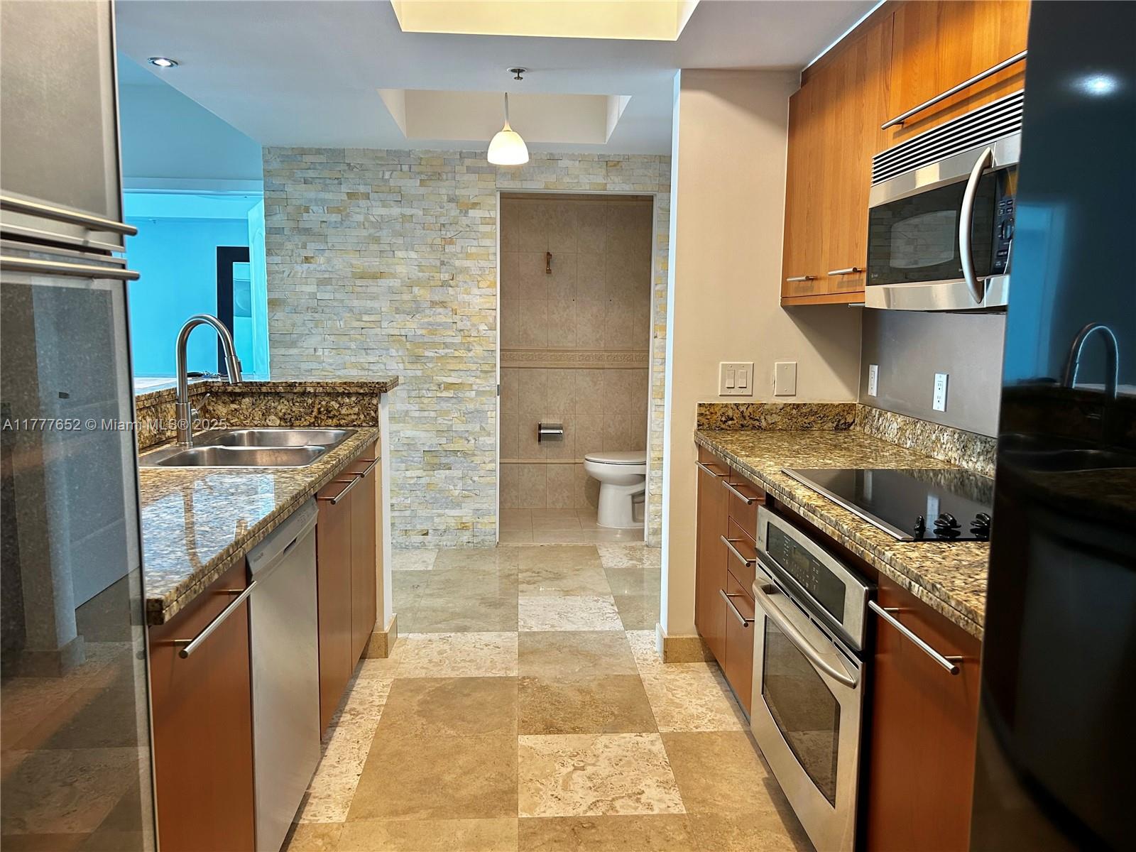 110 Washington Ave #1814, Miami Beach FL 33139