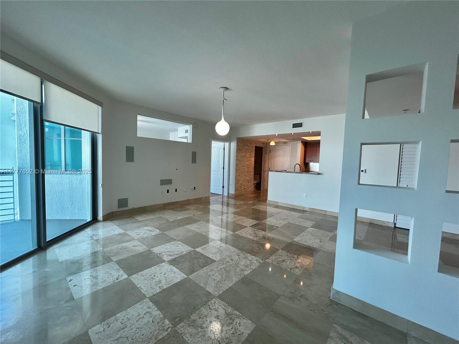 110 Washington Ave #1814, Miami Beach FL 33139