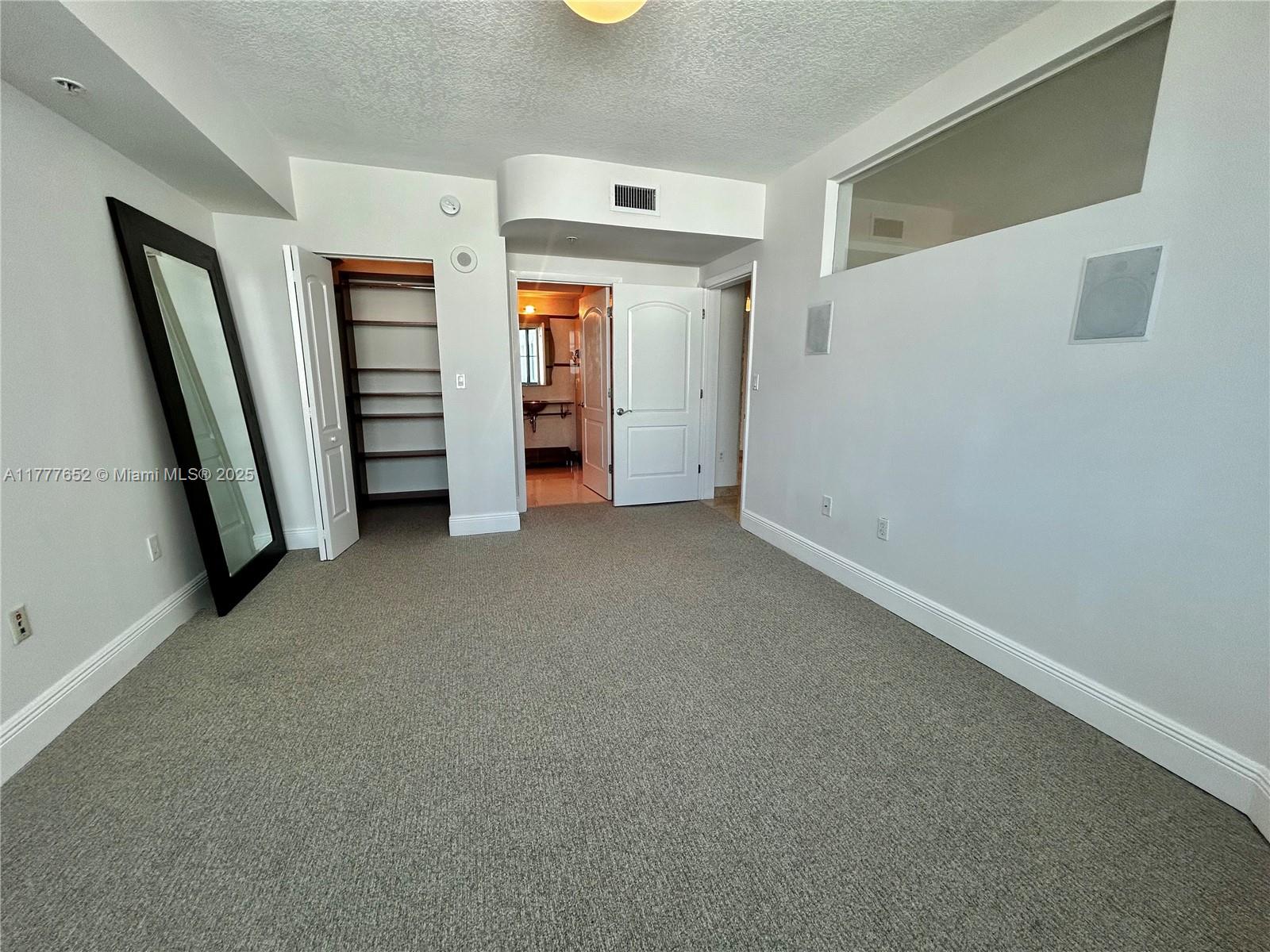 110 Washington Ave #1814, Miami Beach FL 33139