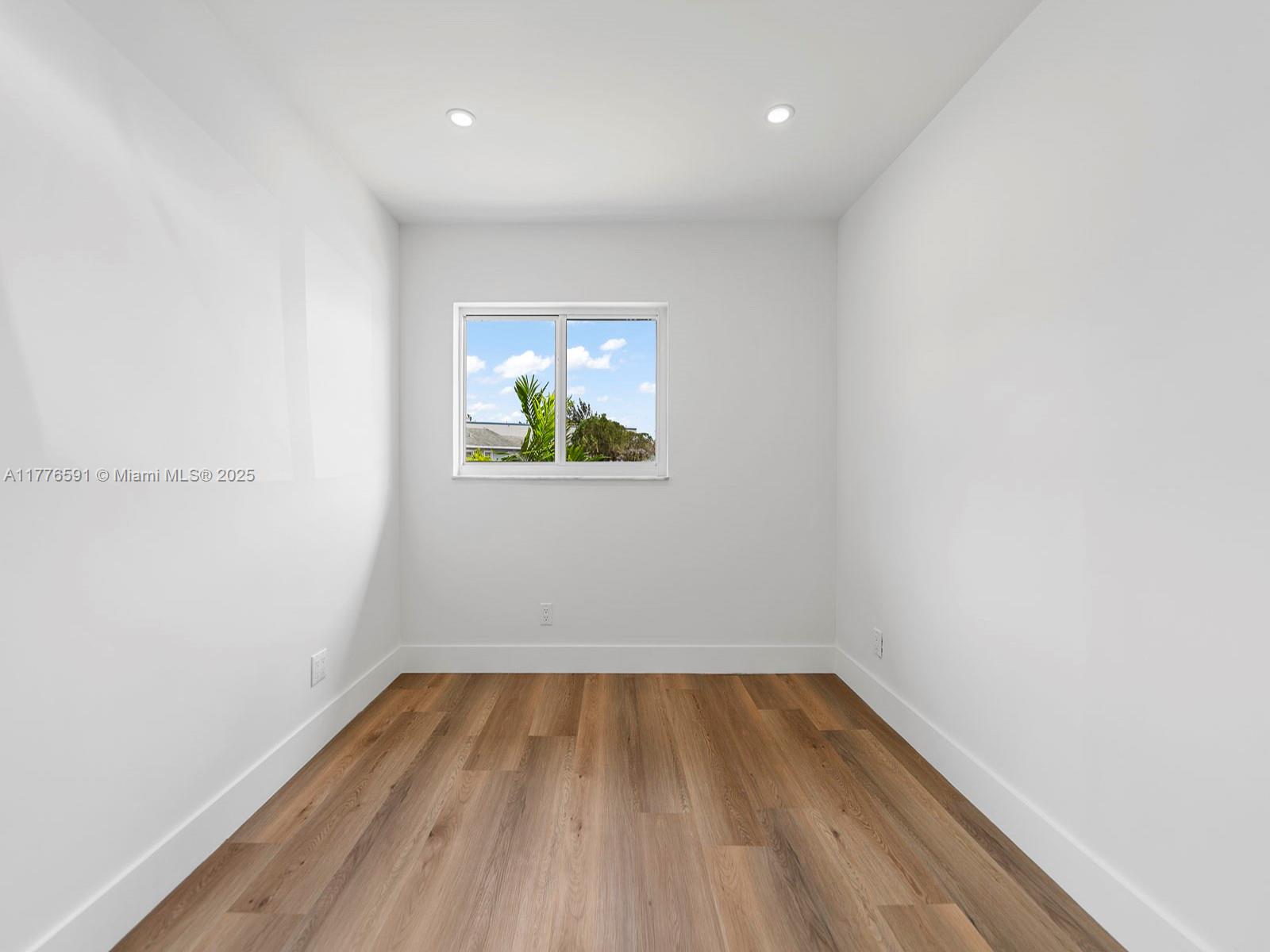 20860 NW 28th Ave, Miami Gardens, Florida image 30