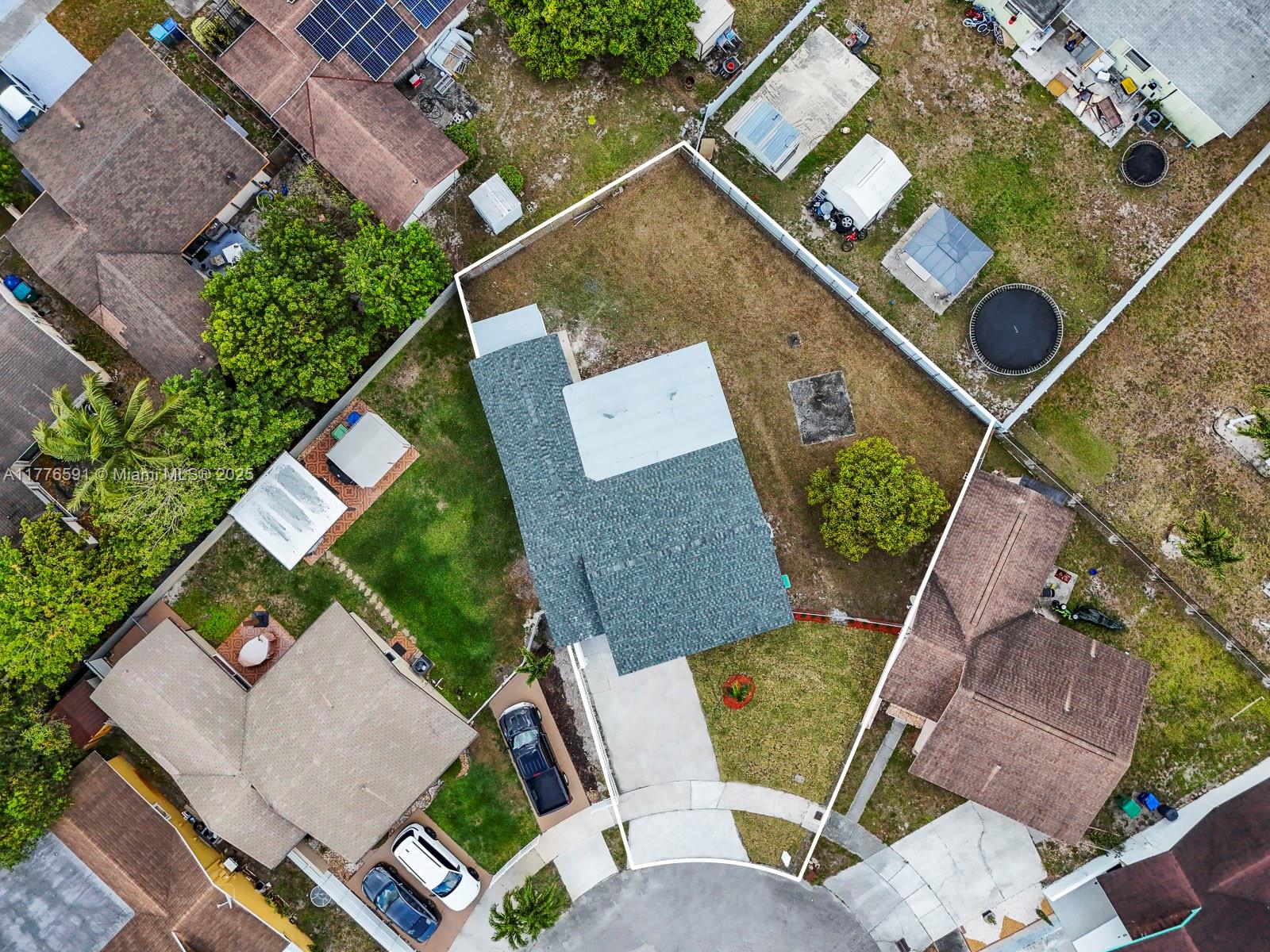 20860 NW 28th Ave, Miami Gardens, Florida image 38