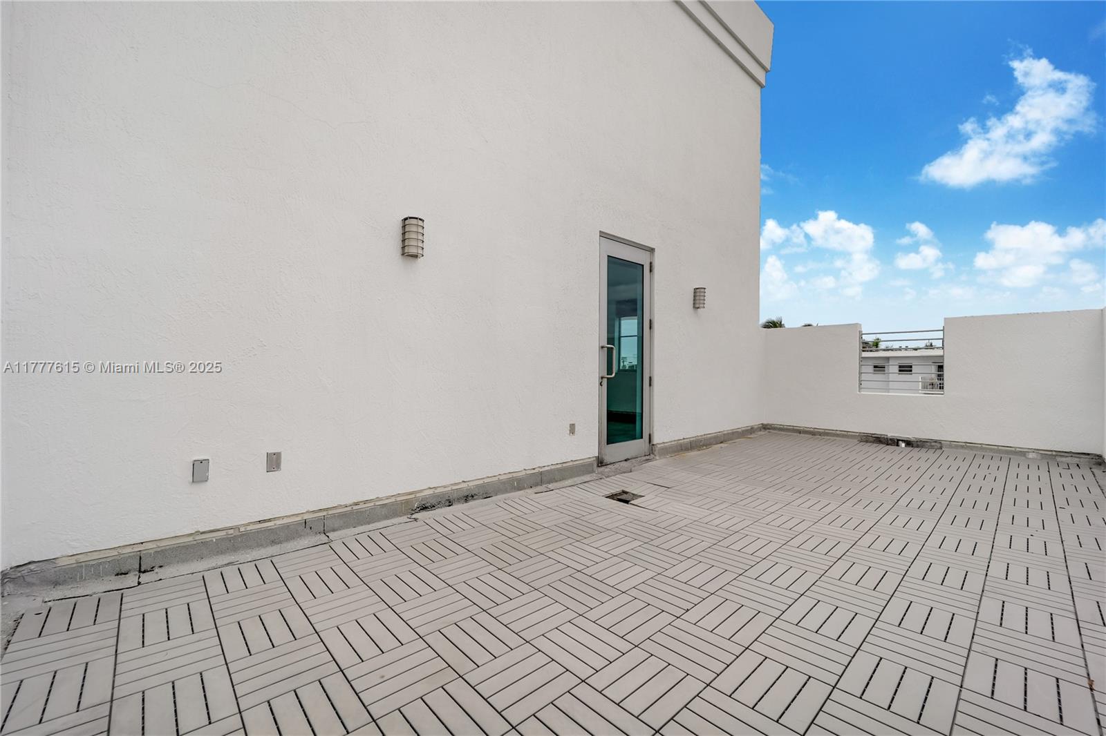 110 Washington Ave #2515, Miami Beach FL 33139