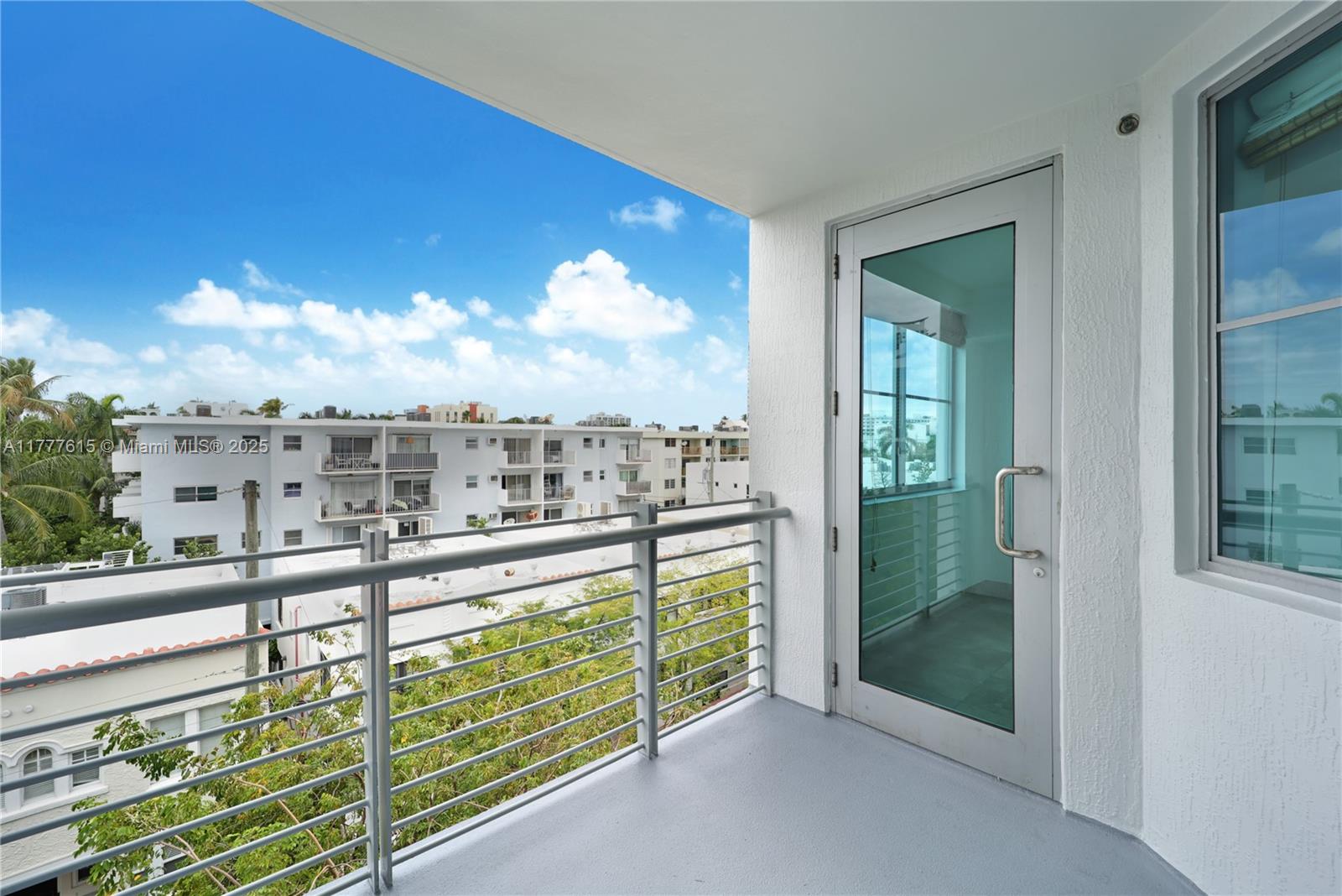 110 Washington Ave #2515, Miami Beach FL 33139