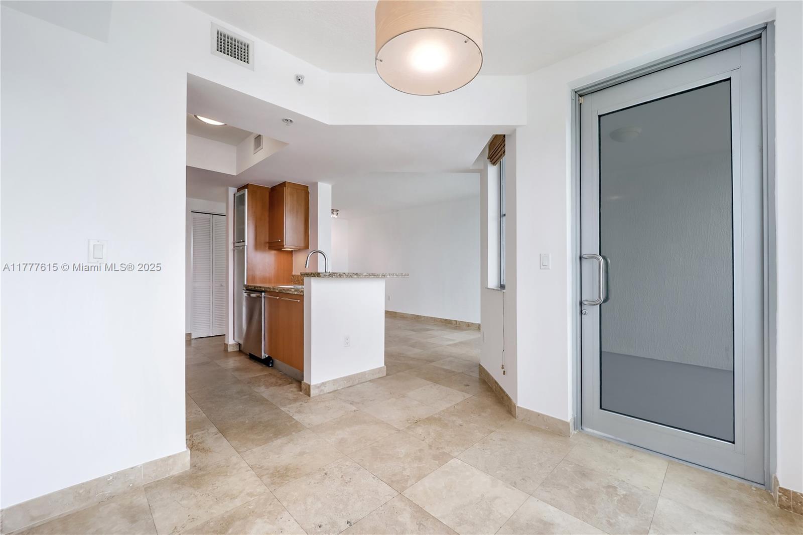 110 Washington Ave #2515, Miami Beach FL 33139