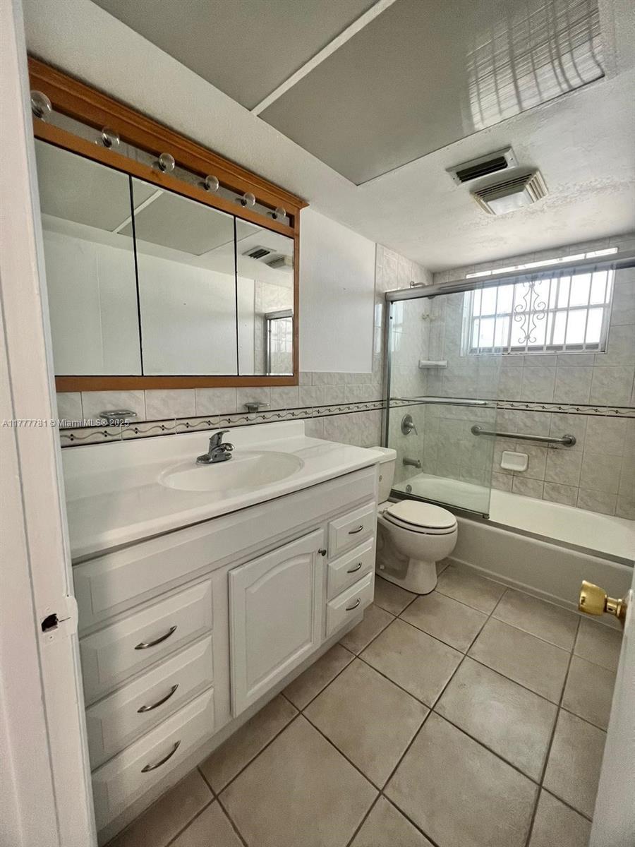 20490 NW 7th Ave #15, Miami Gardens, Florida image 10