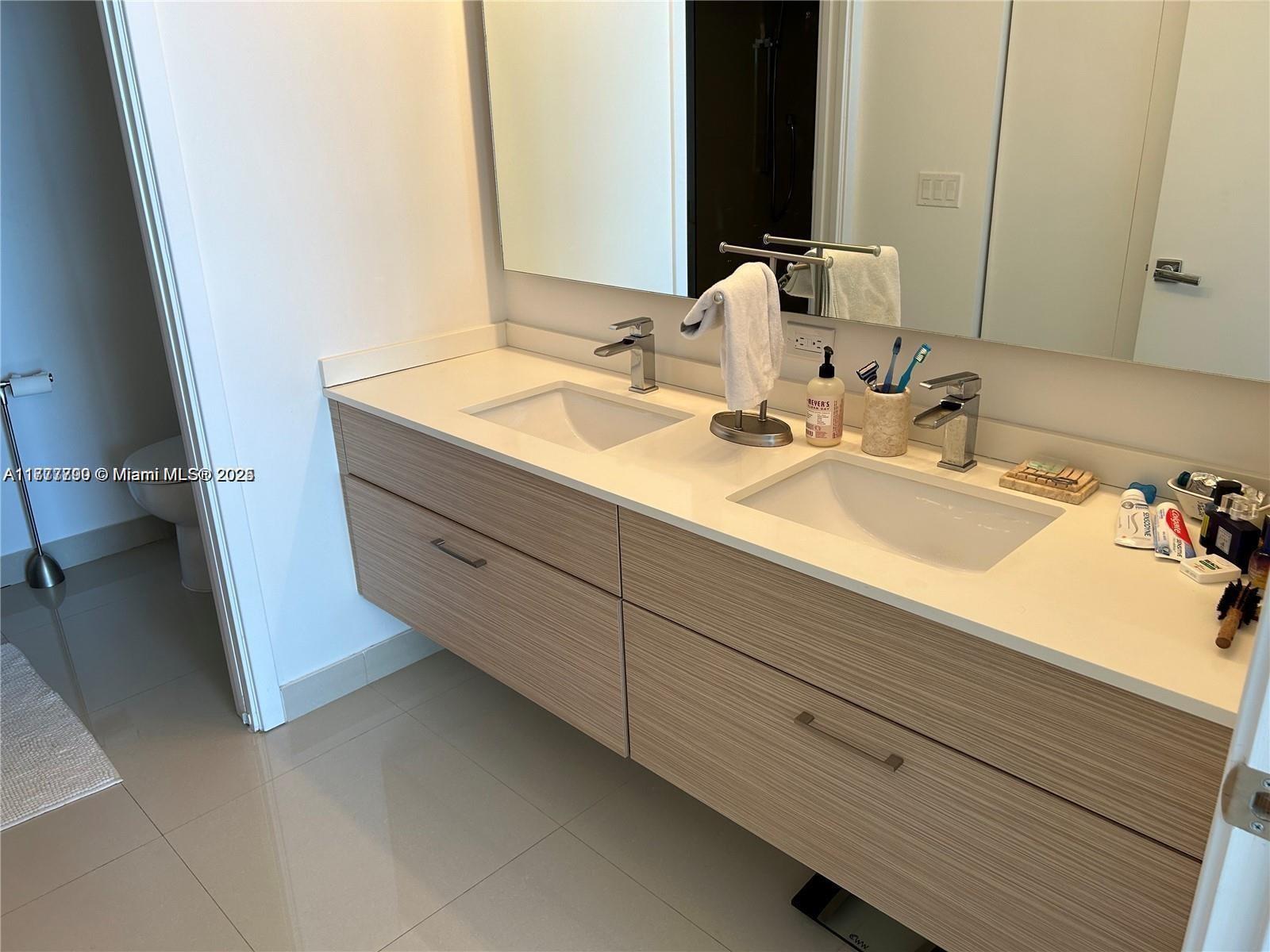 600 NE 27th St #3003, Miami FL 33137