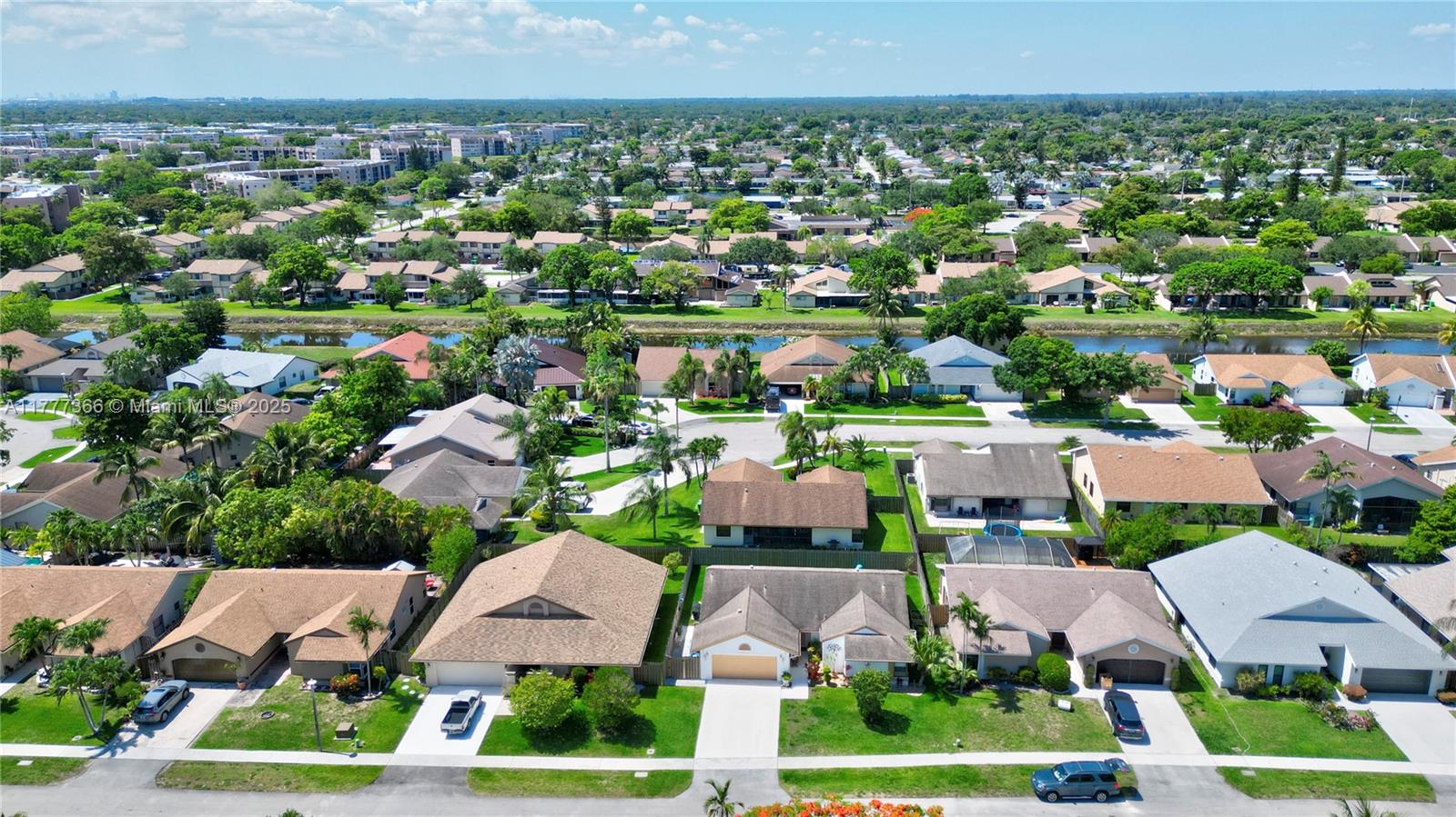 10640 NW 32nd St, Sunrise, Florida image 17