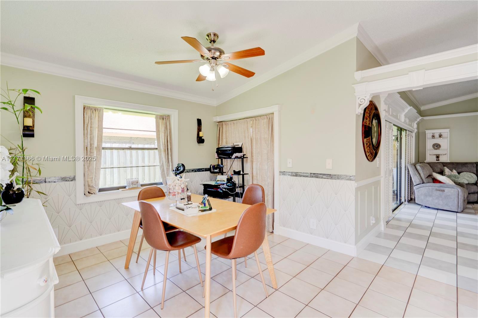 10640 NW 32nd St, Sunrise, Florida image 38