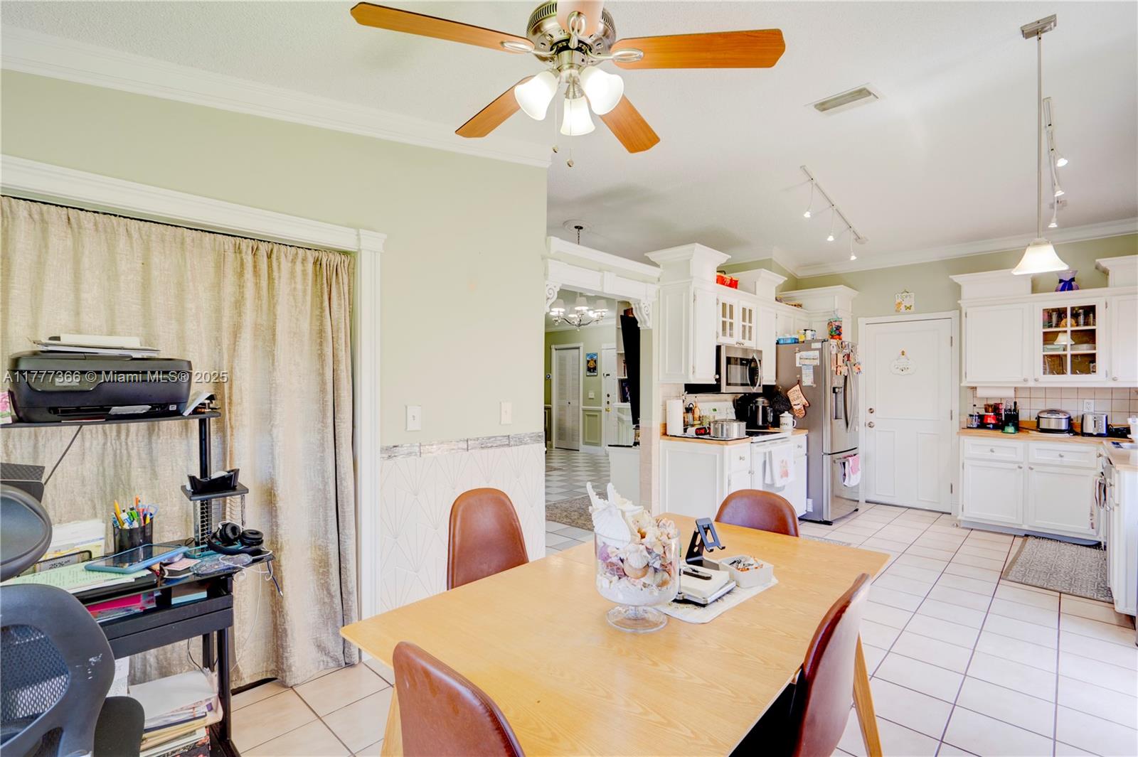 10640 NW 32nd St, Sunrise, Florida image 39