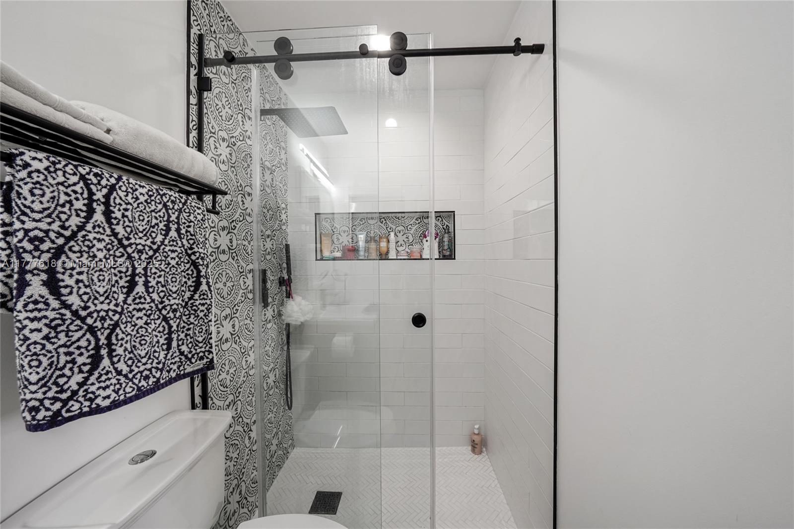 14720 Dade Pine Ave, Miami Lakes, Florida image 26