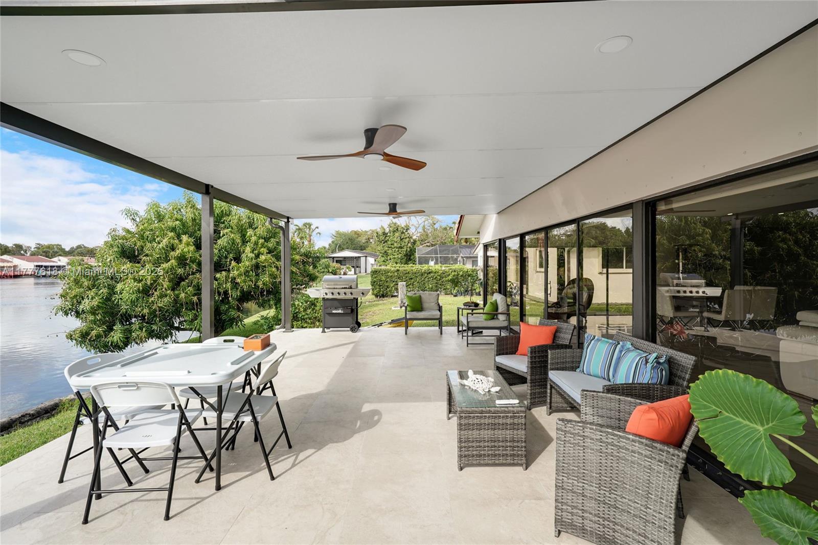 14720 Dade Pine Ave, Miami Lakes, Florida image 35