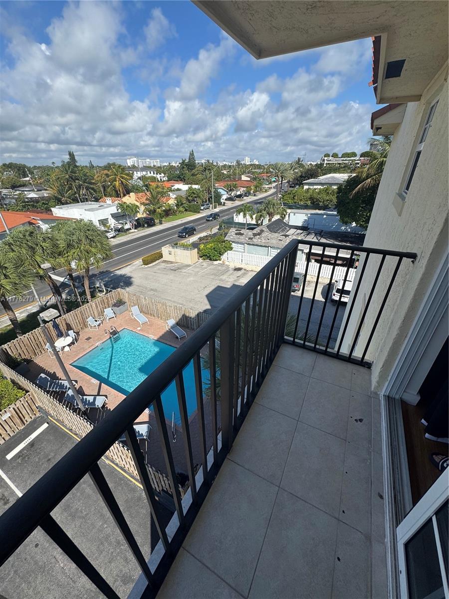 Listing Photo 12