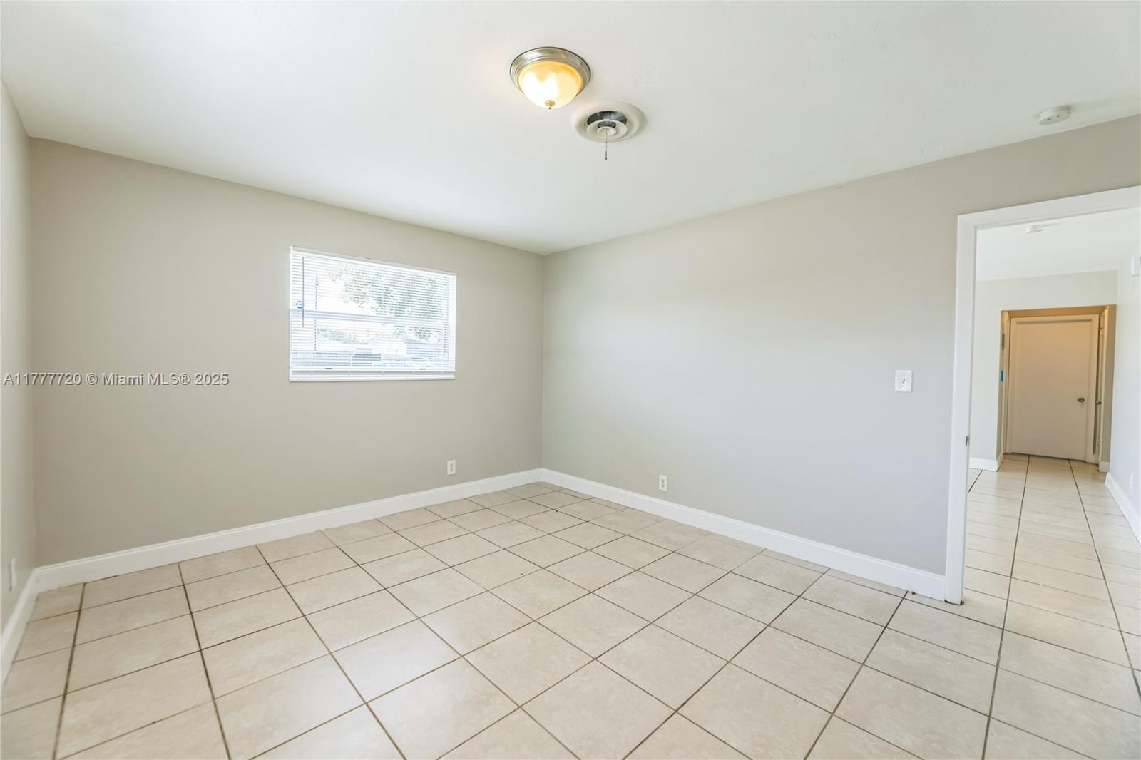 5810 SW 54th Ave, Davie, Florida image 13