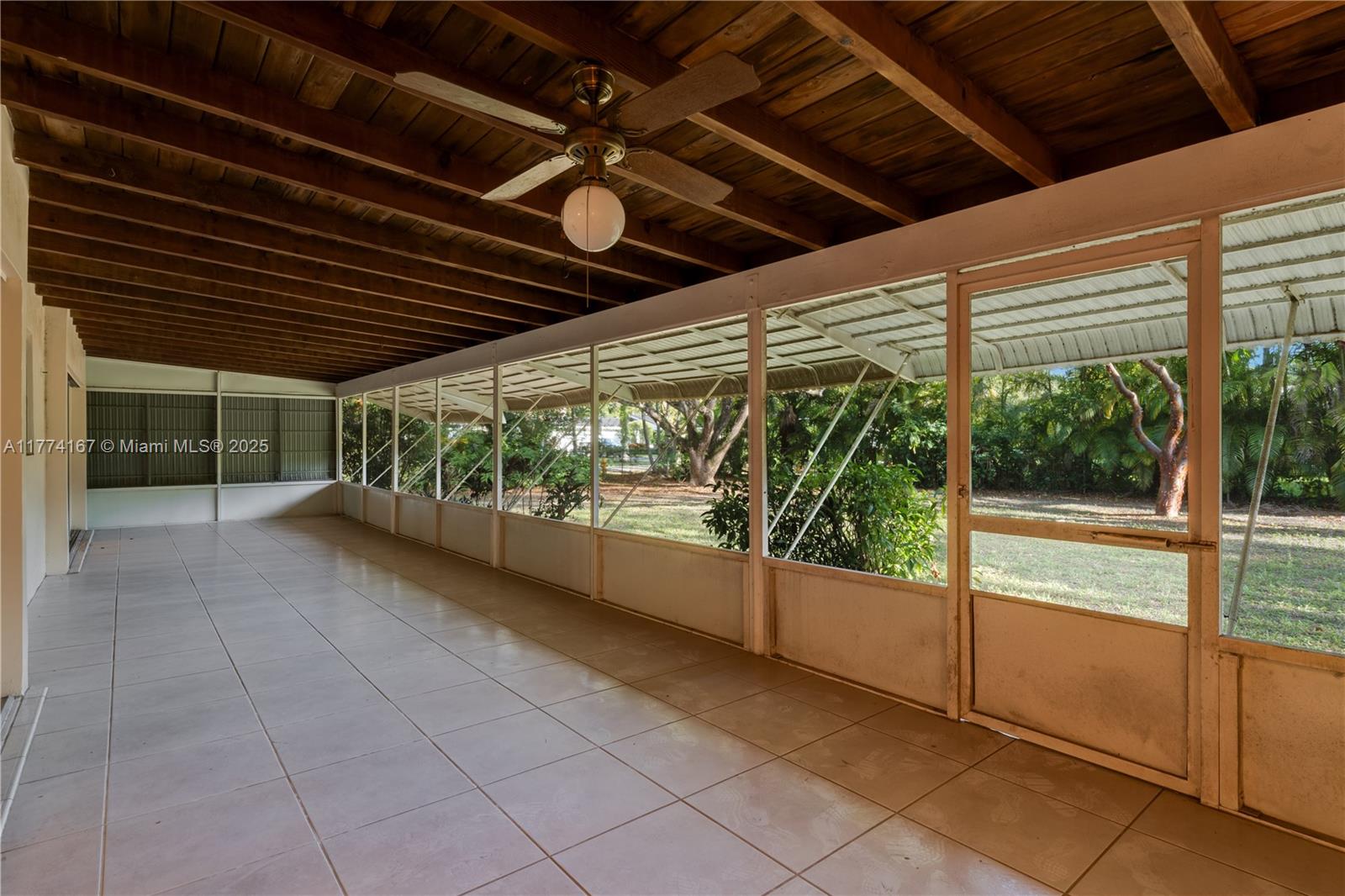 Listing Photo 14