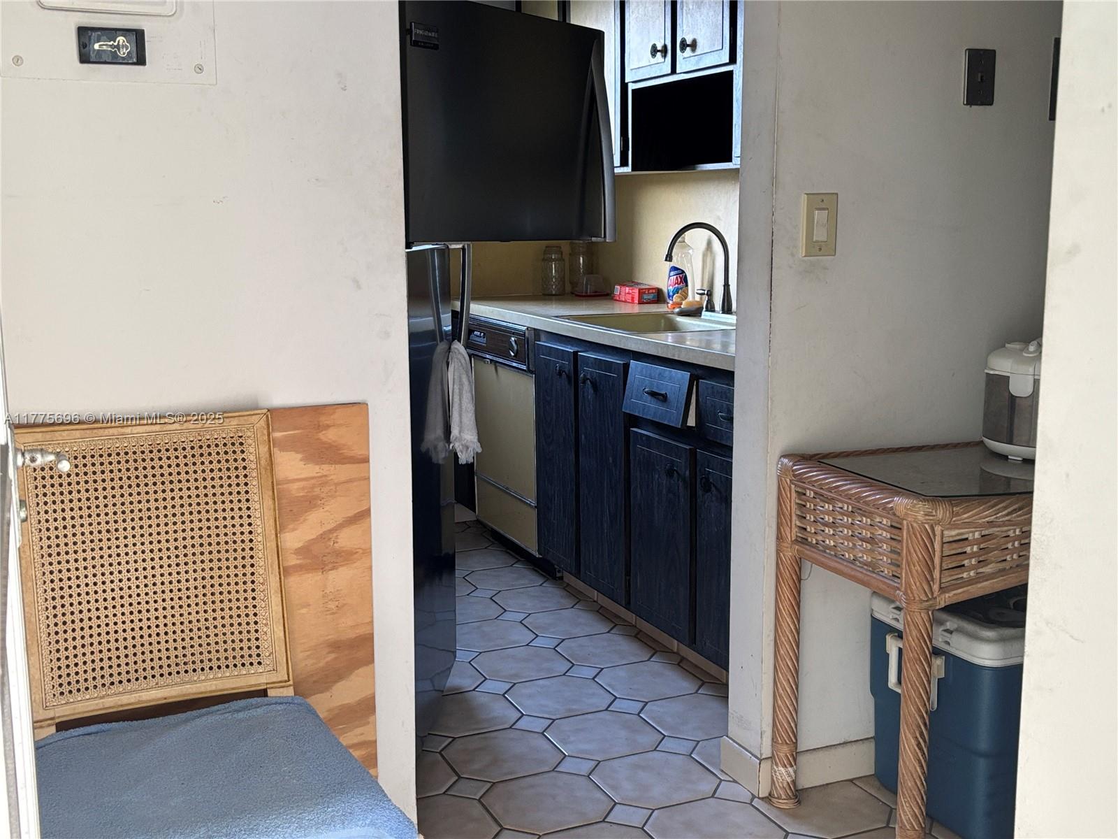 1701 Washington St #404, Hollywood, Florida image 4