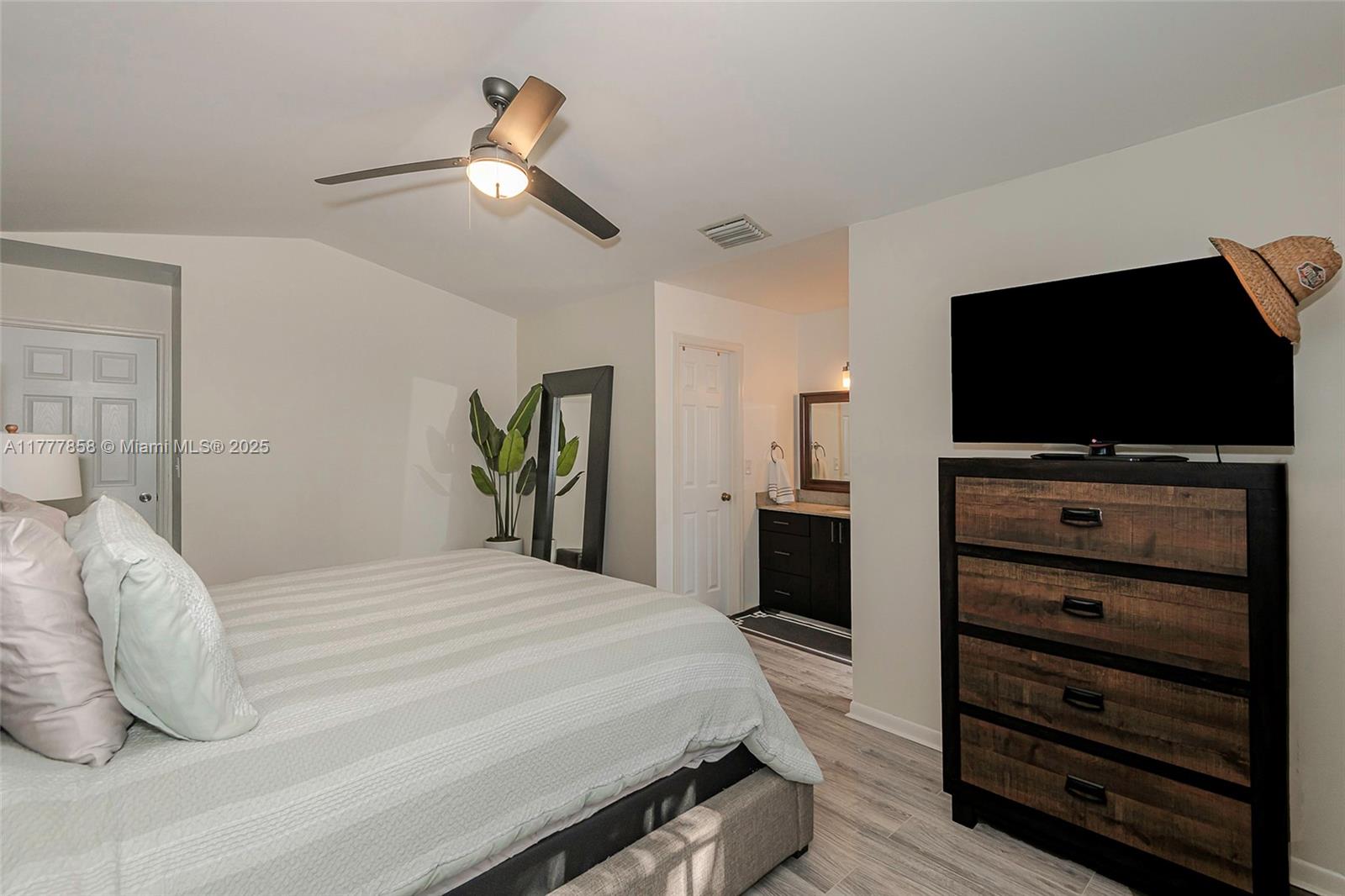 9243 W Sunrise Blvd, Plantation, Florida image 20